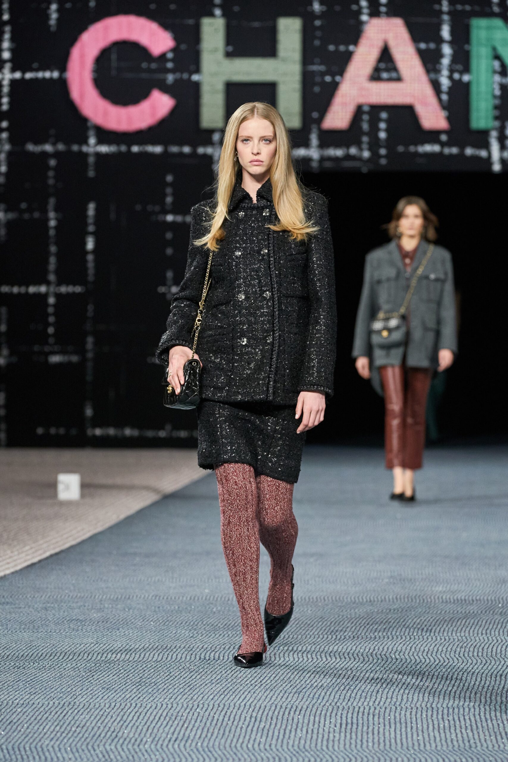 Chanel F/W 22 Look 646