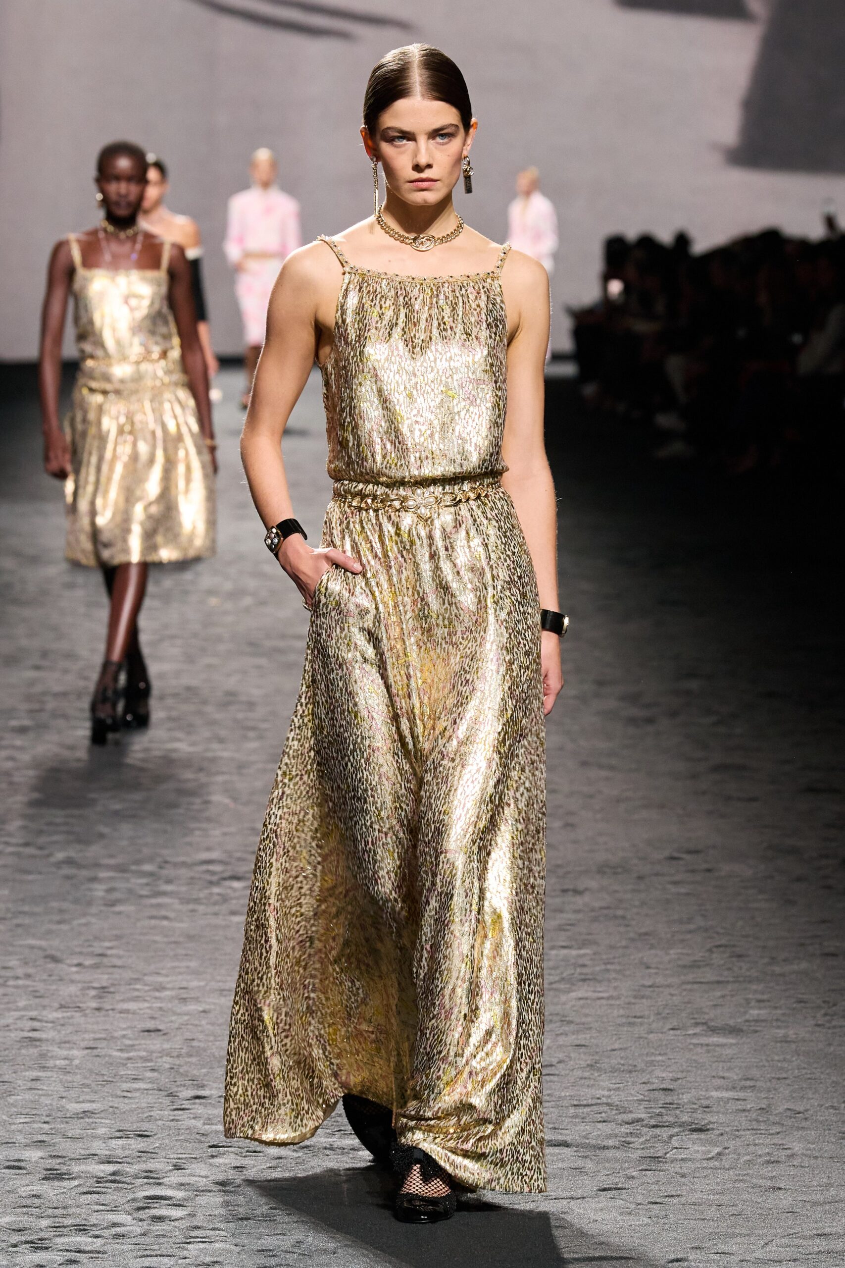 Chanel S/S 23 Look 690