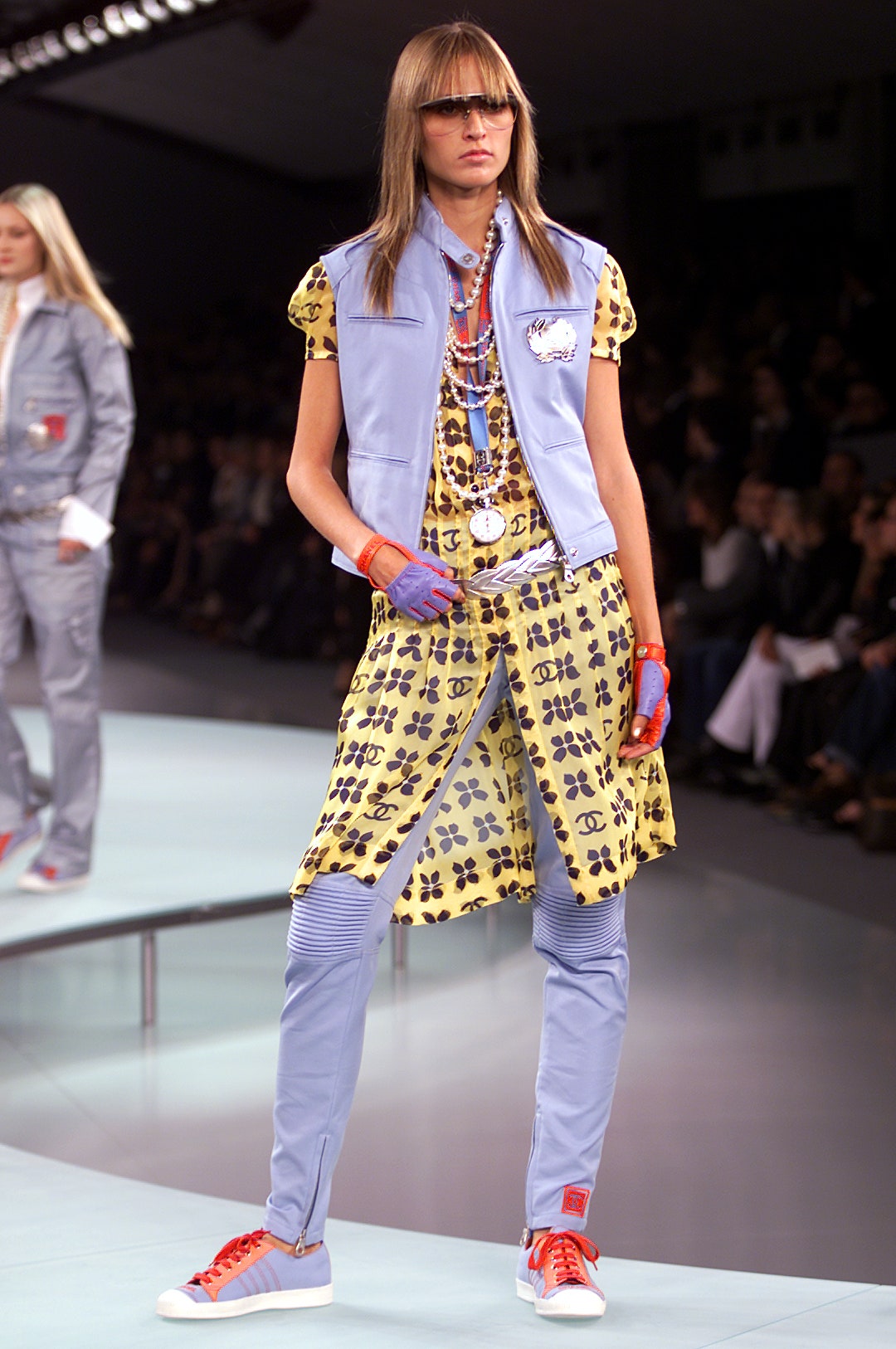 Chanel S/S 02 Look 27