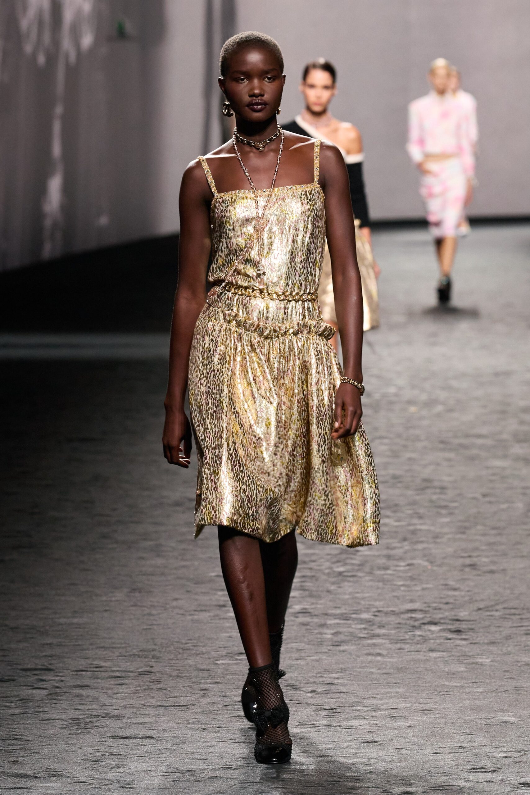 Chanel S/S 23 Look 708