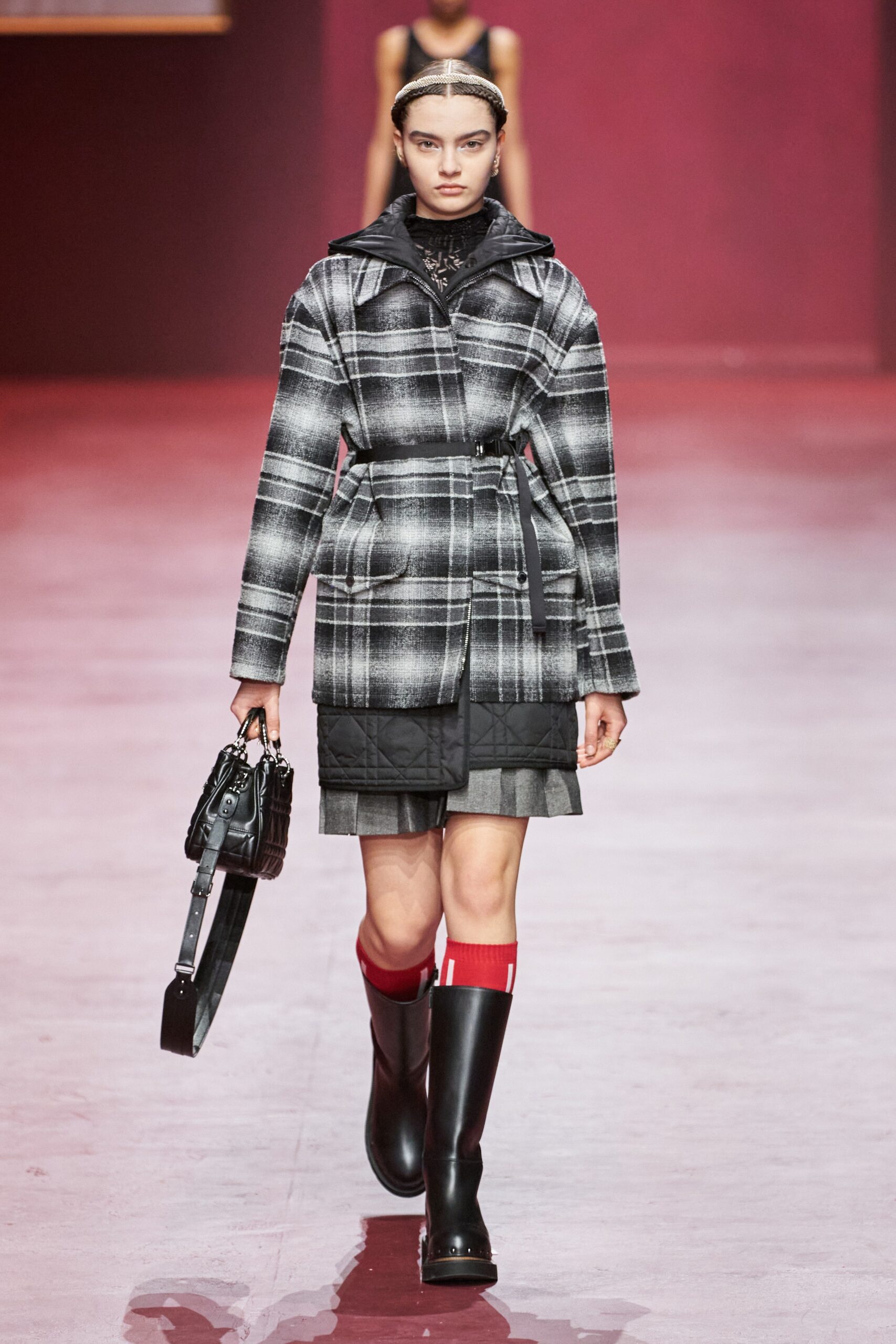Christian Dior F/W 22 Look 670