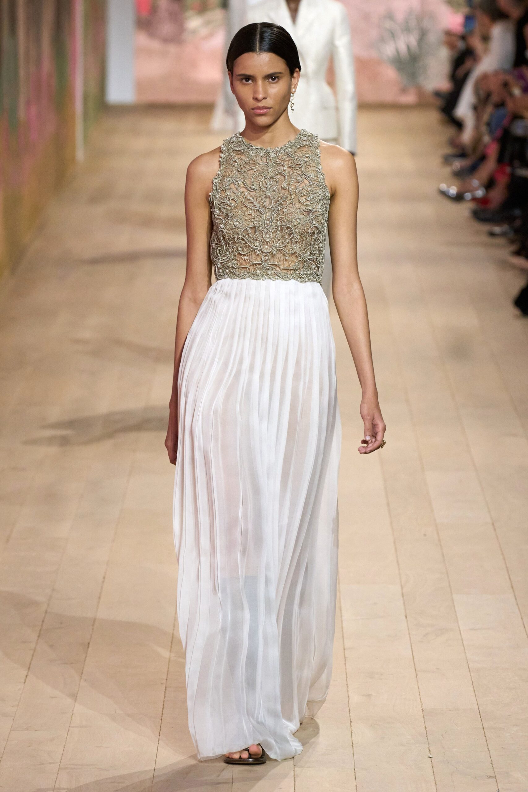 Christian Dior F/W 23 Couture Look 670