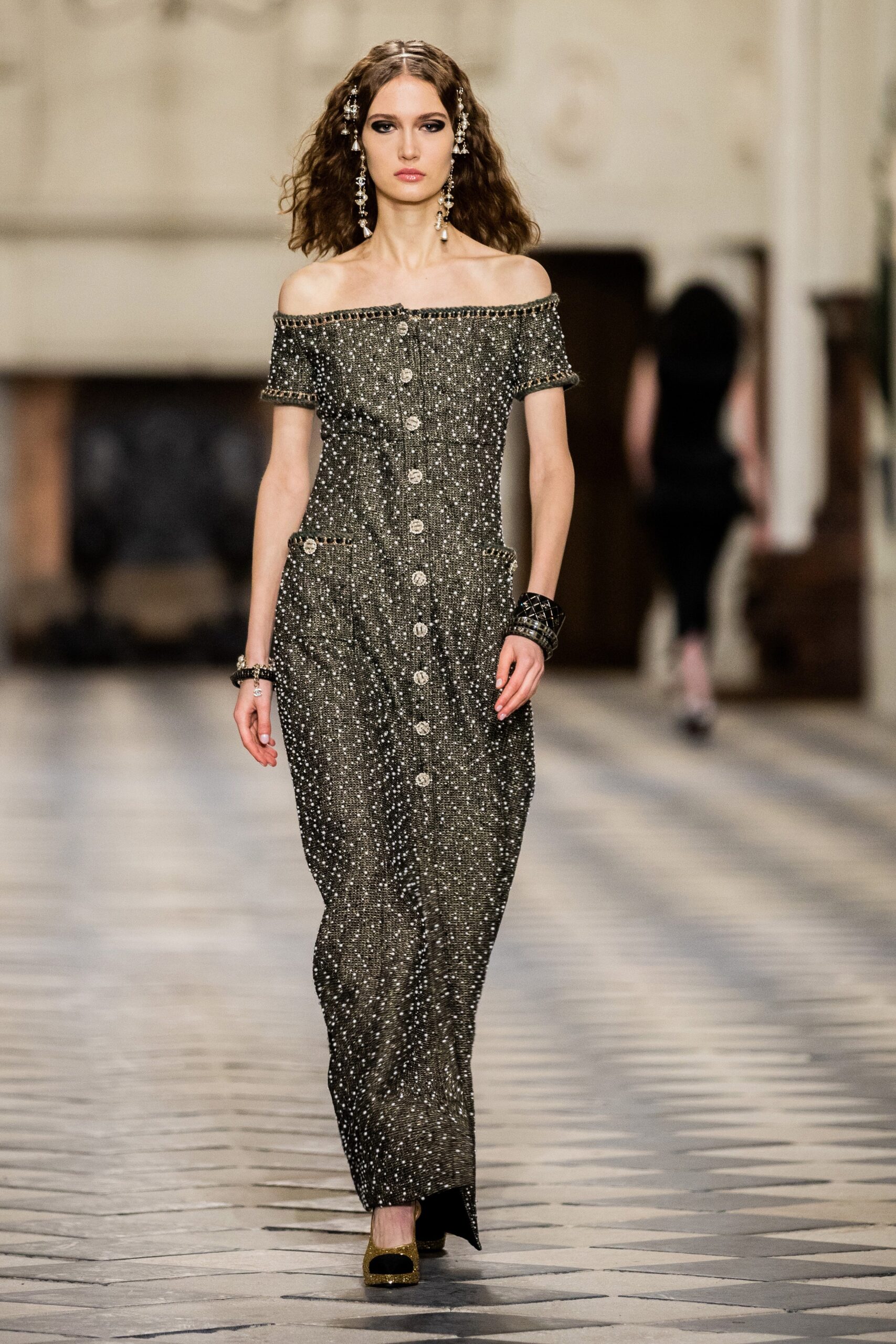 Chanel F/W 21 Look 767
