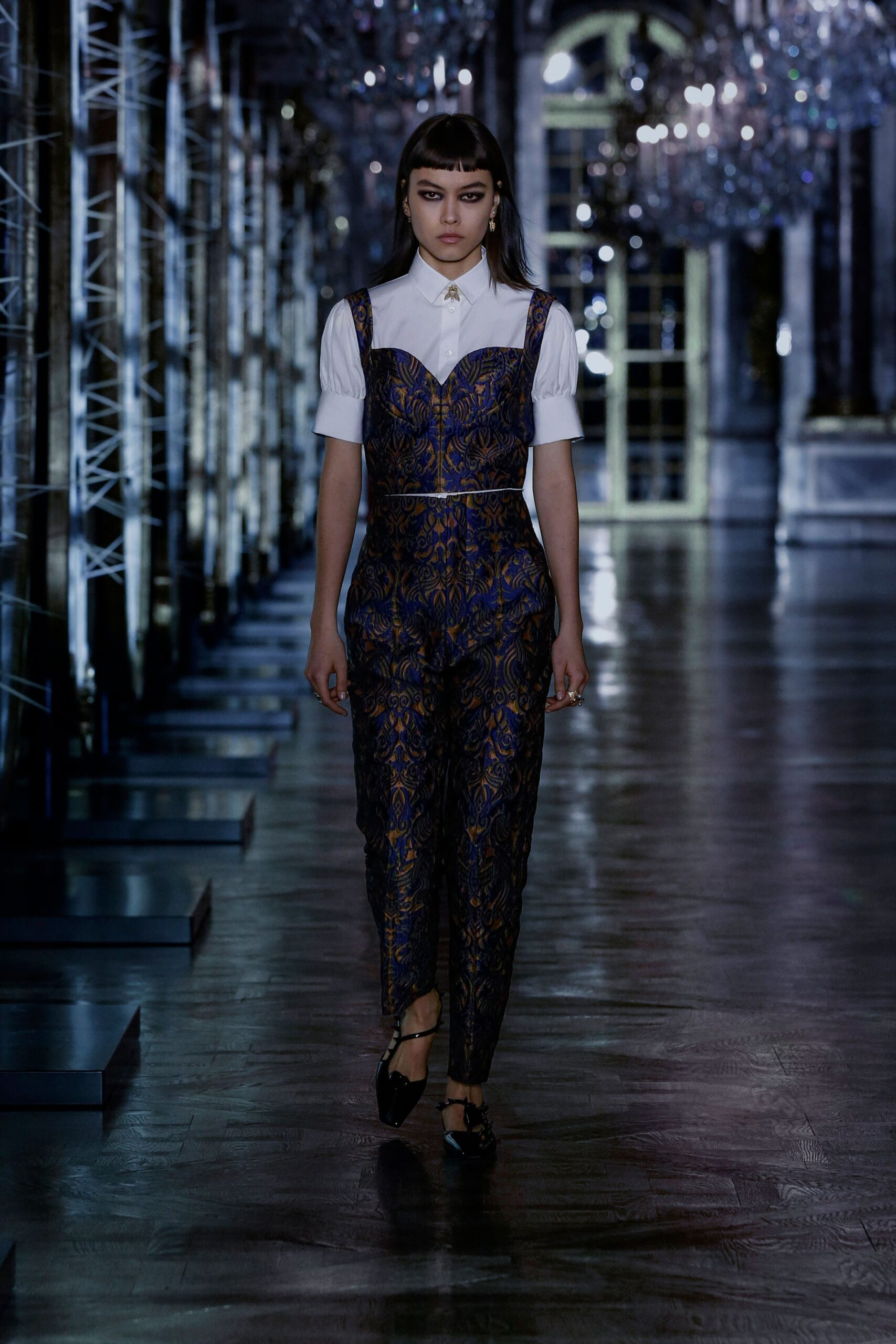 Christian Dior F/W 21 Look 716