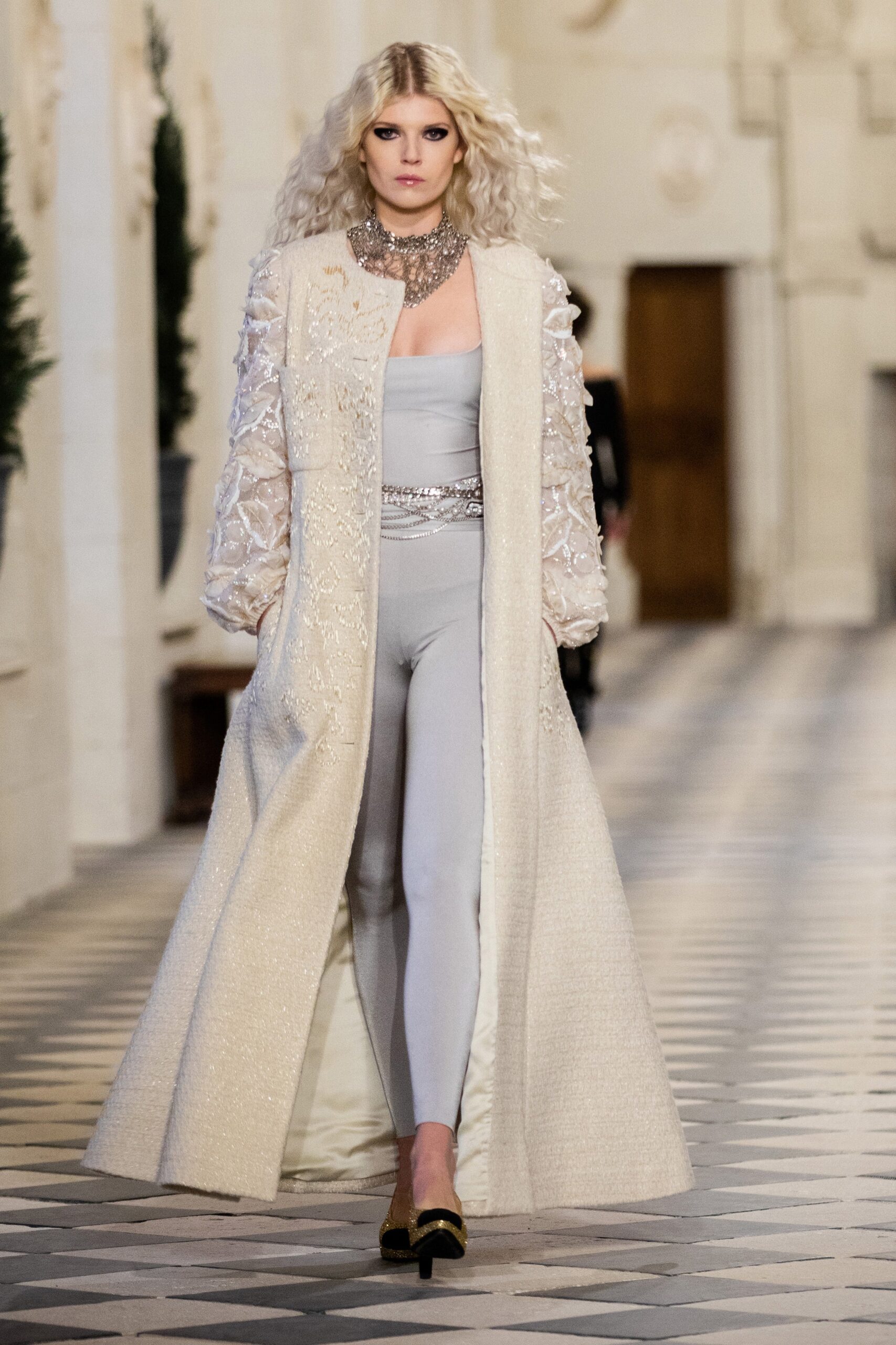 Chanel F/W 21 Look 784