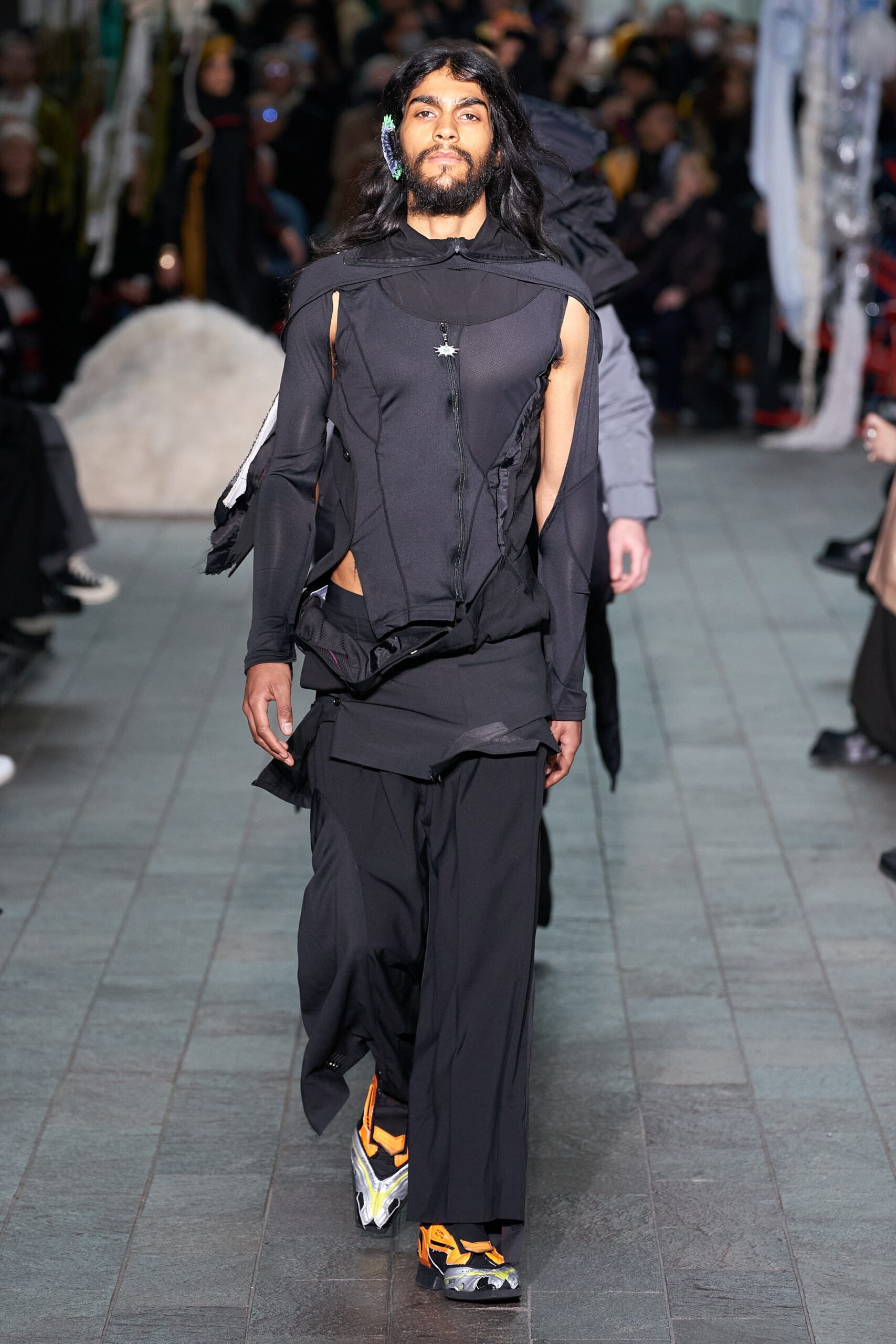 Central Saint Martins F/W 22 Look 53