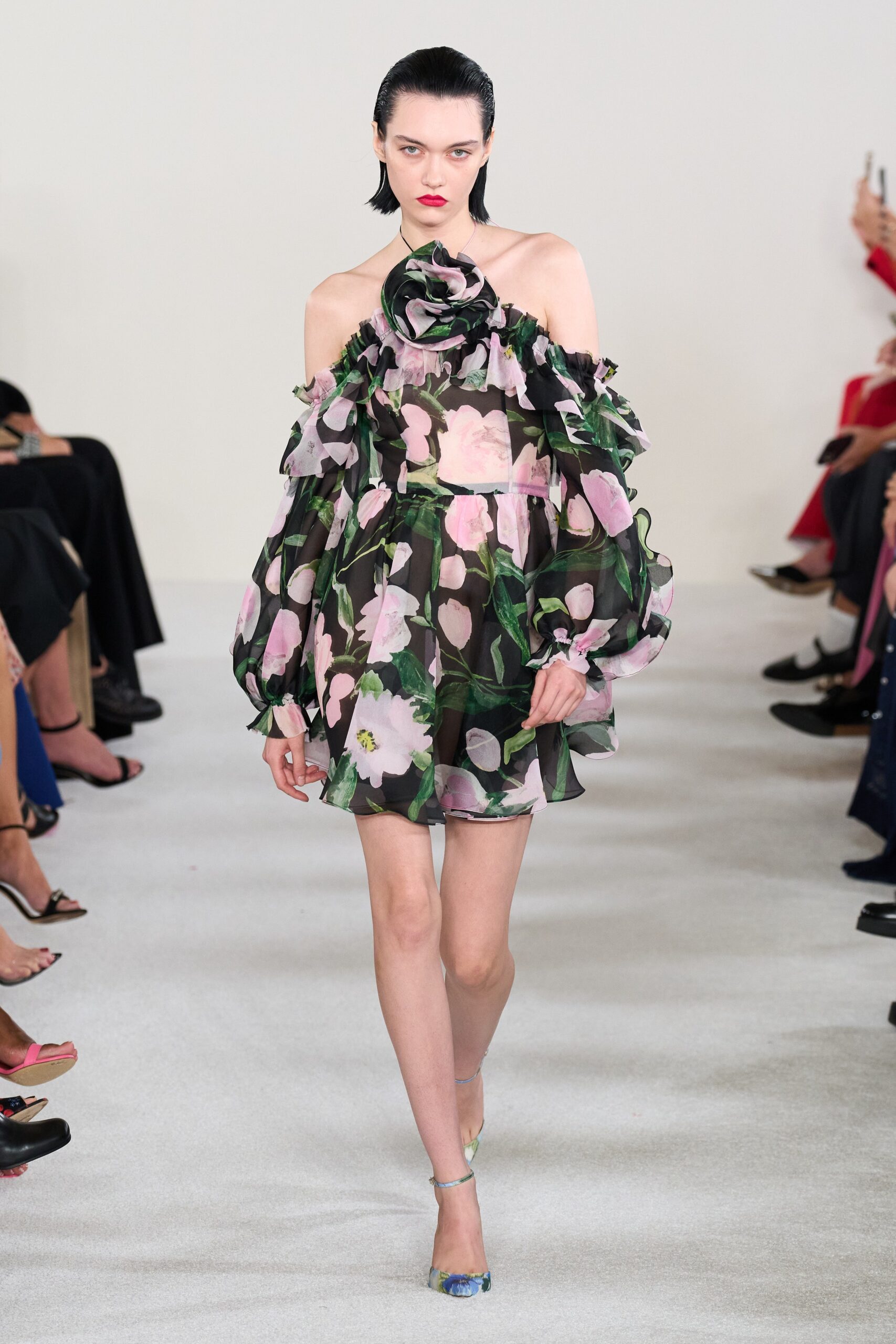 Carolina Herrera S/S 23 Look 611