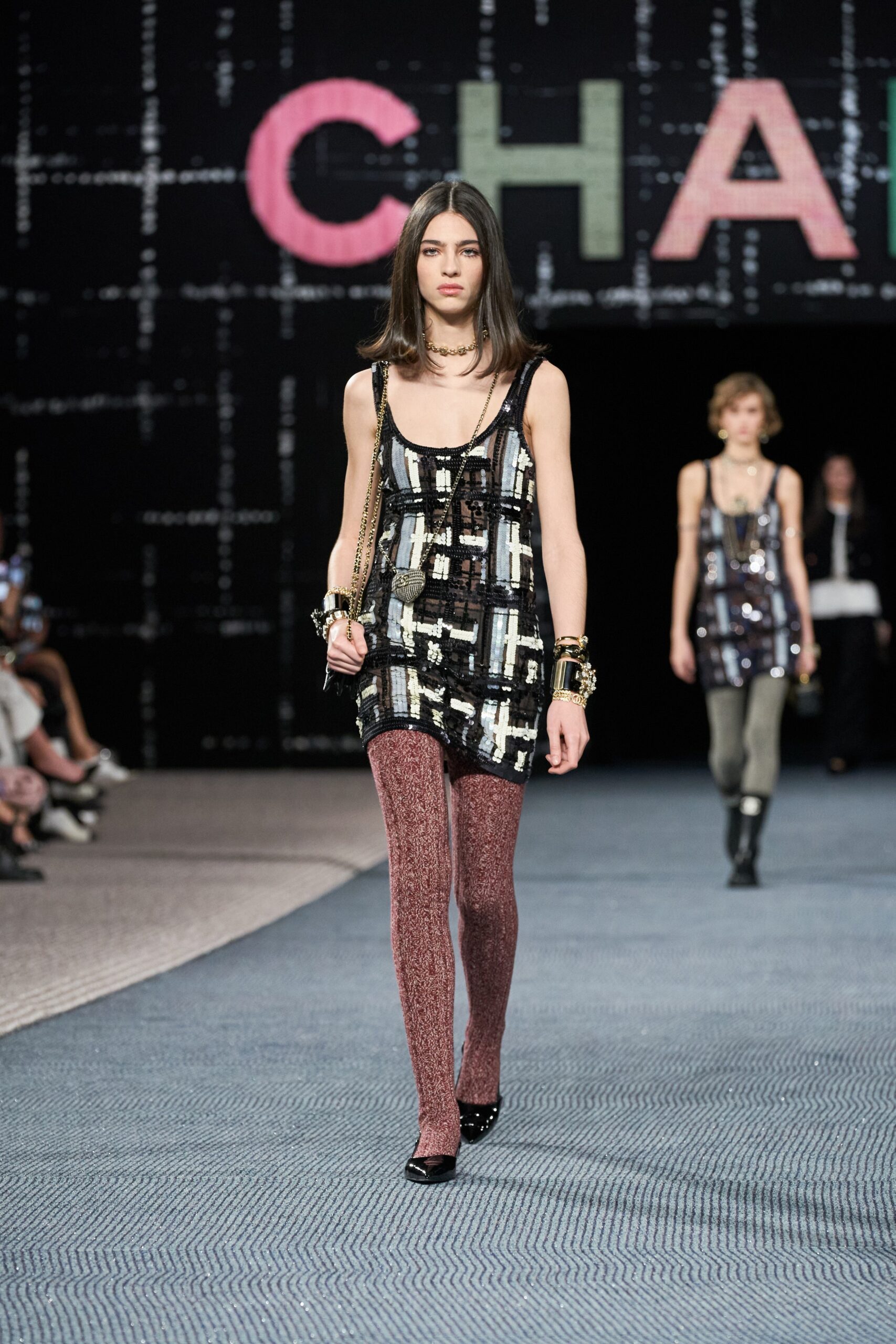 Chanel F/W 22 Look 722