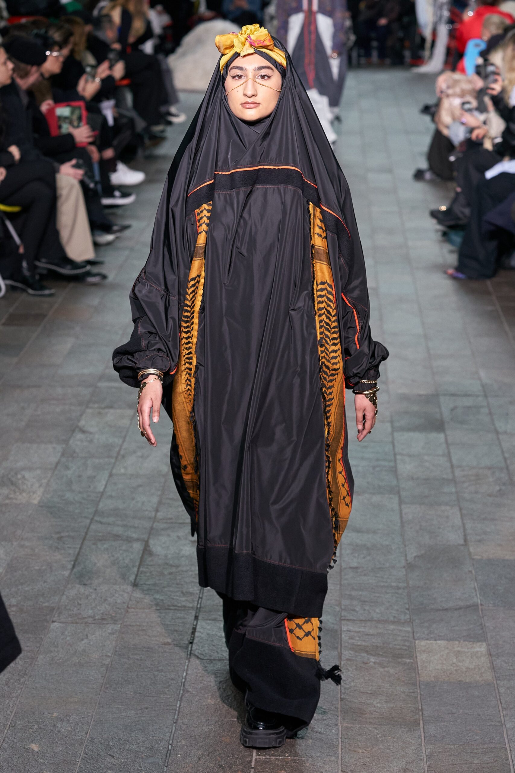Central Saint Martins F/W 22 Look 56