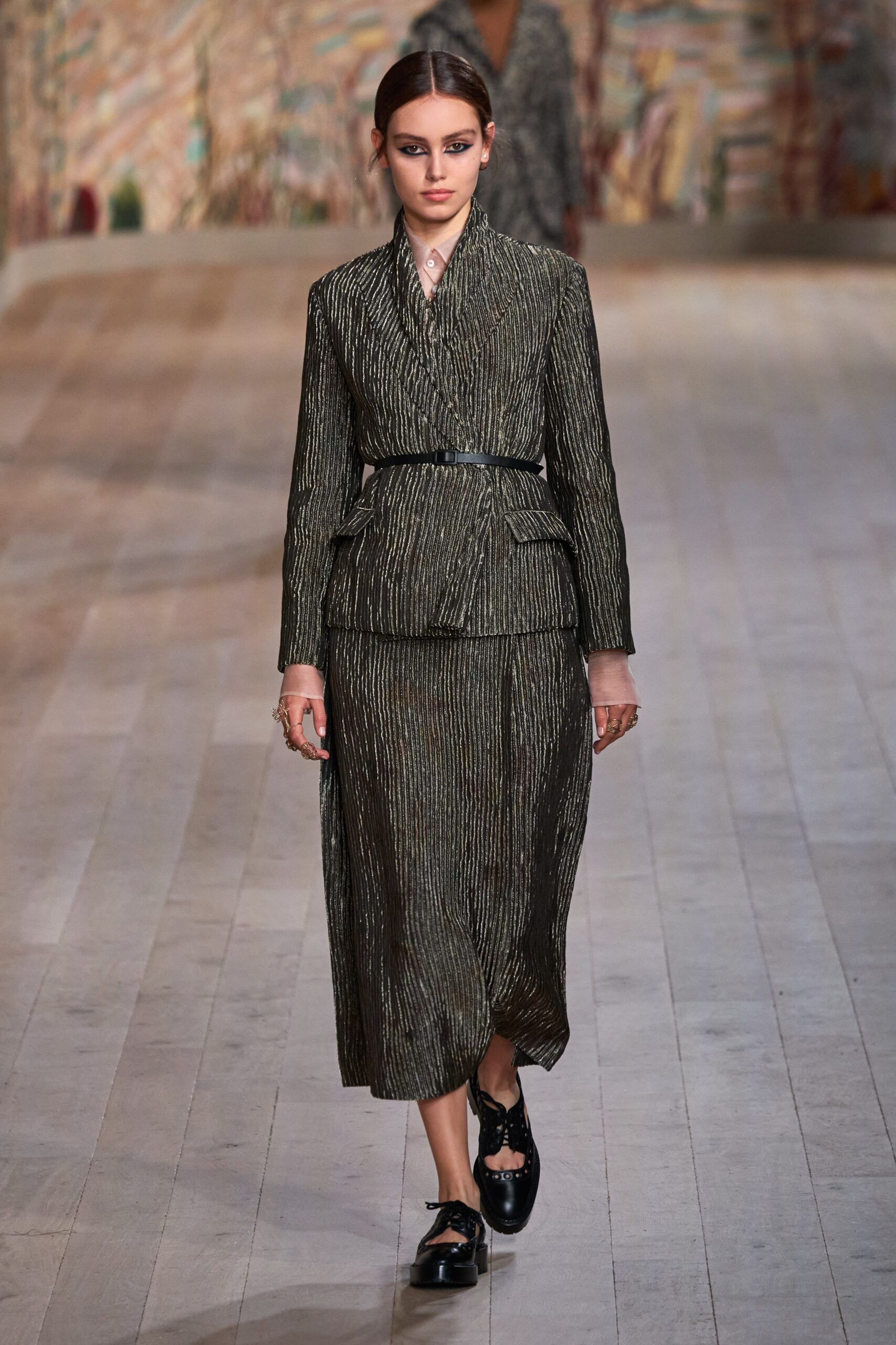 Christian Dior F/W 21 Couture Look 874