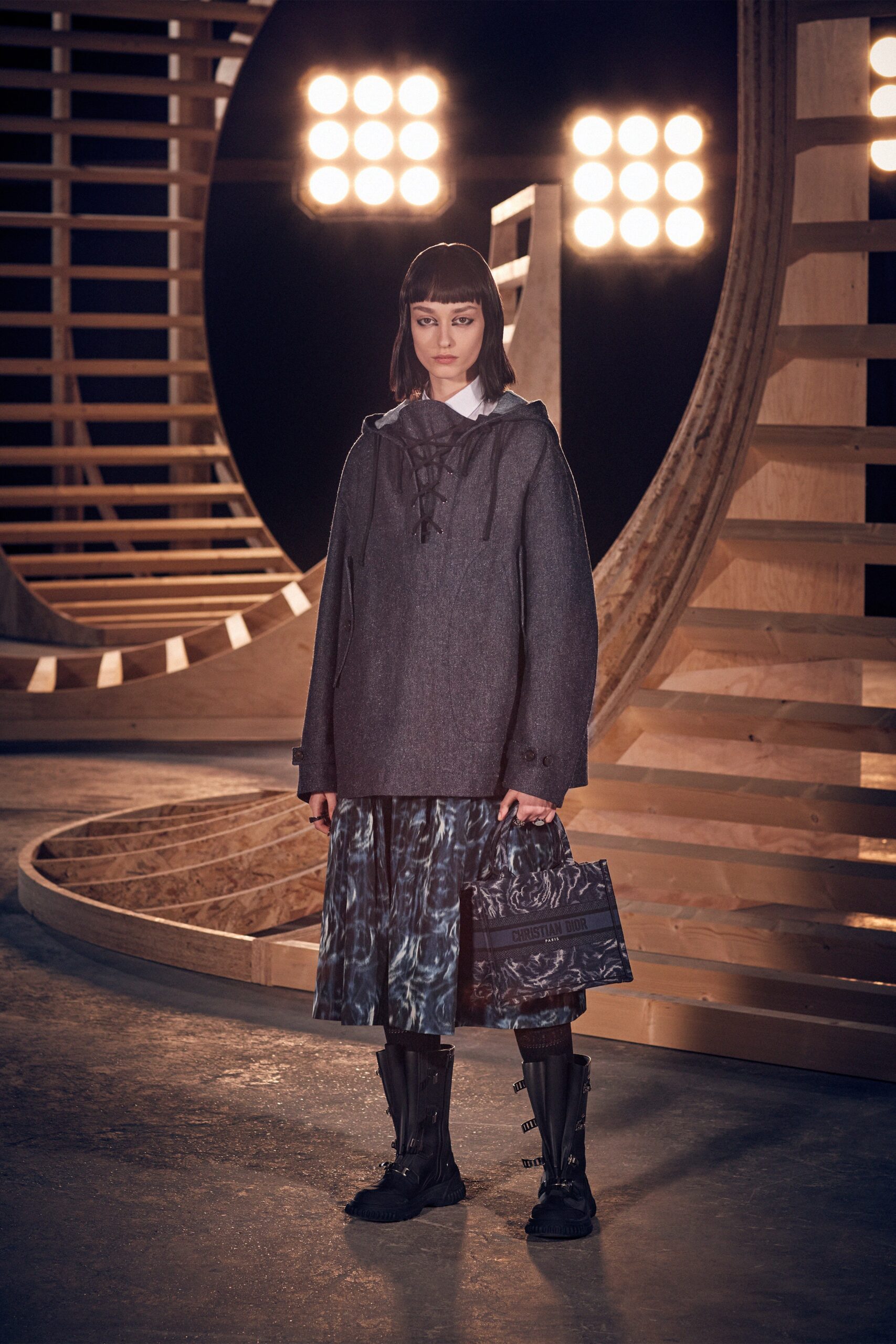 Christian Dior F/W 22 Look 794