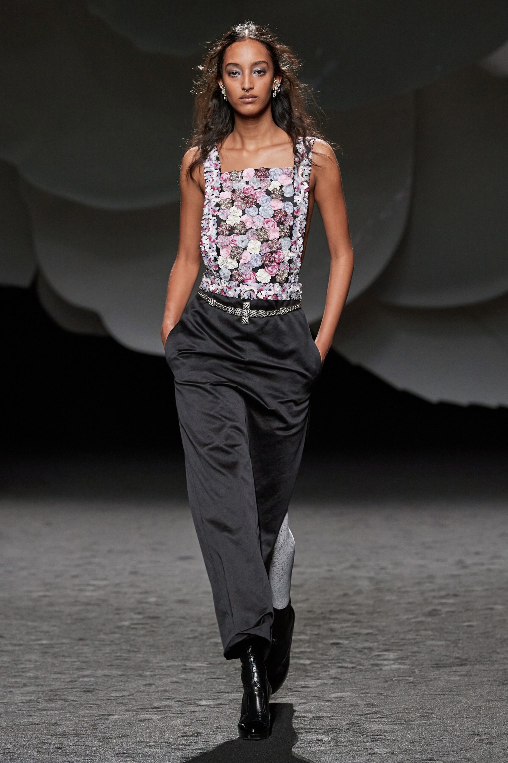 Chanel F/W 23 Look 740