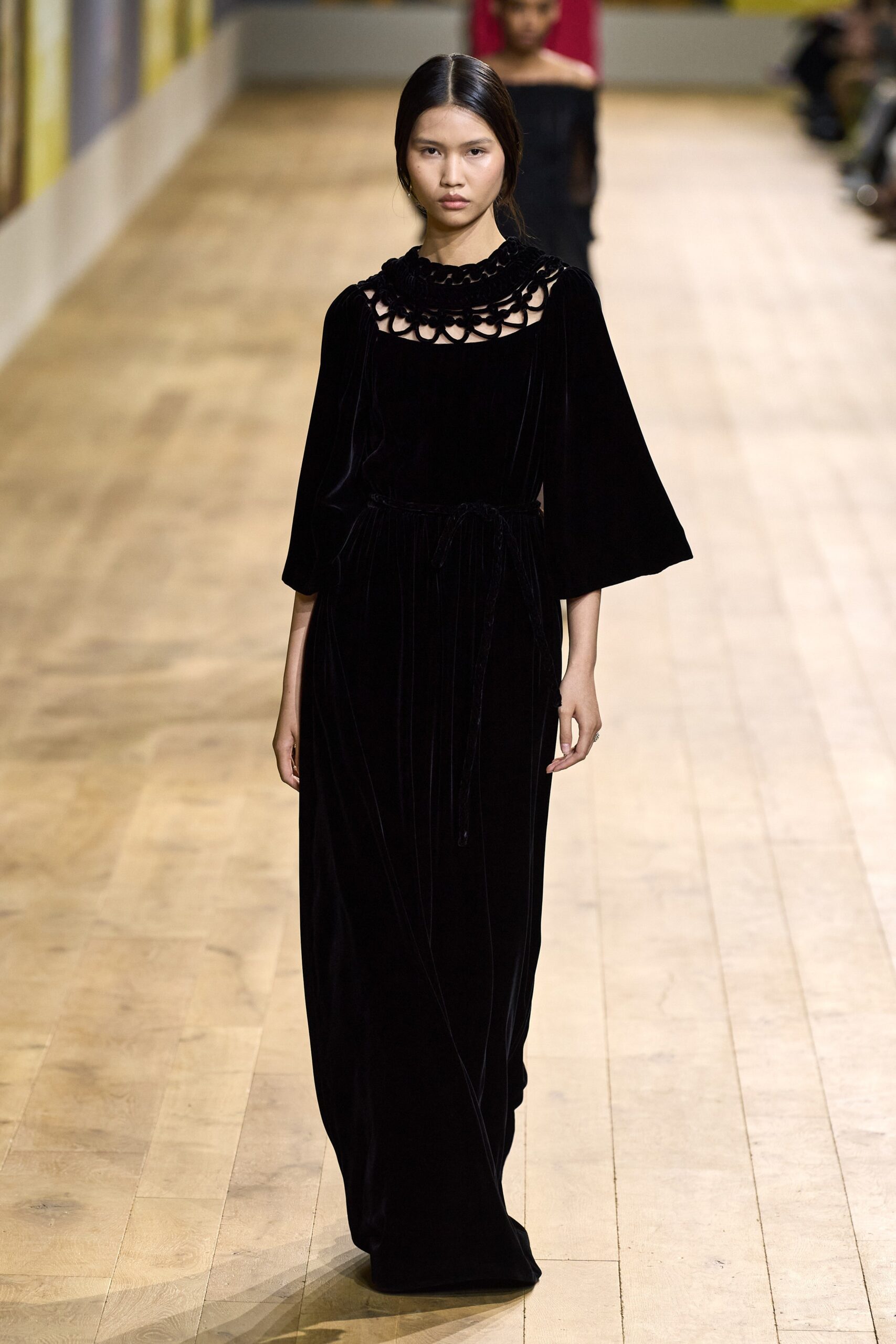 Christian Dior F/W 22 Couture Look 835