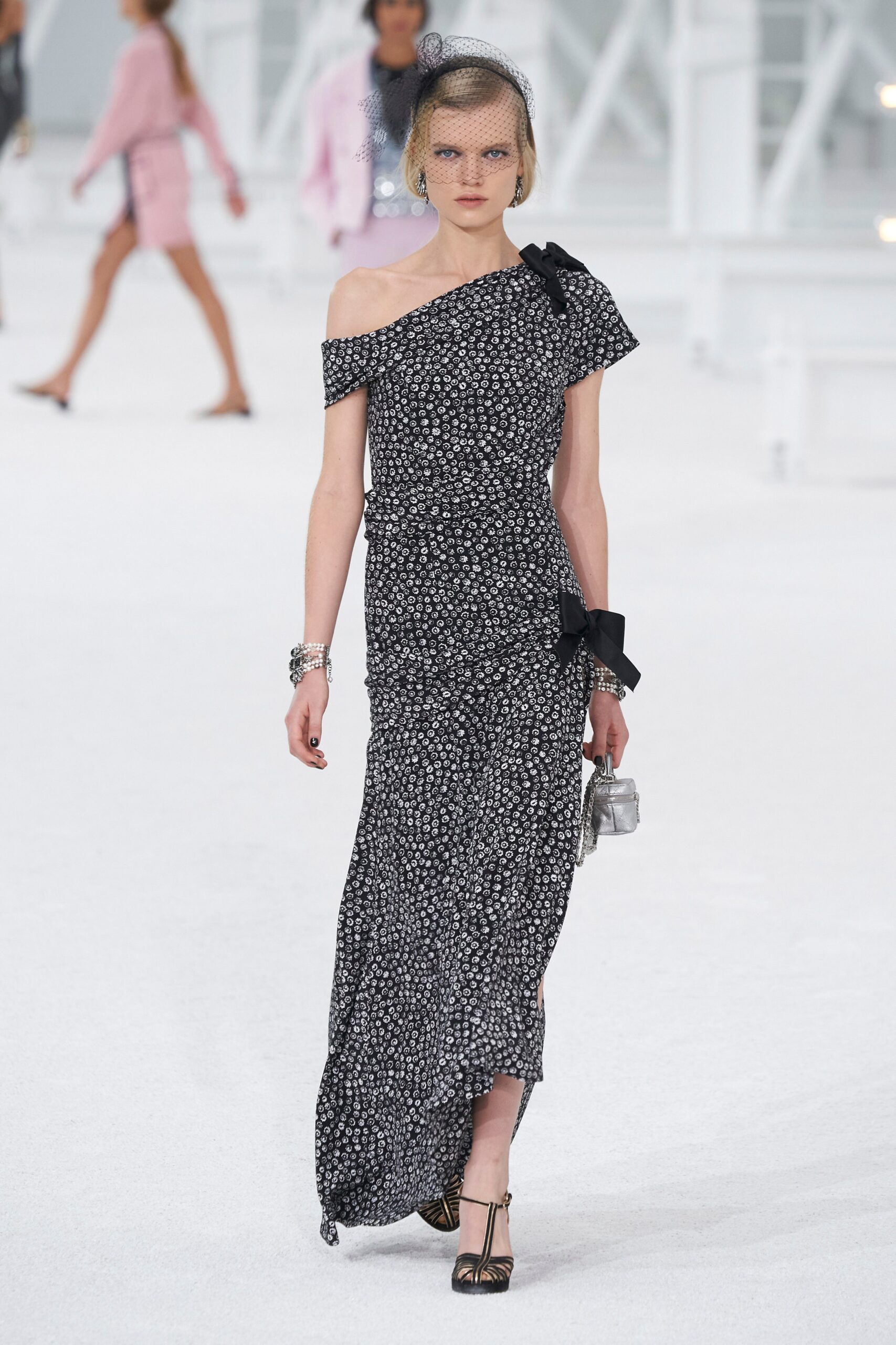 Chanel S/S 21 Look 72