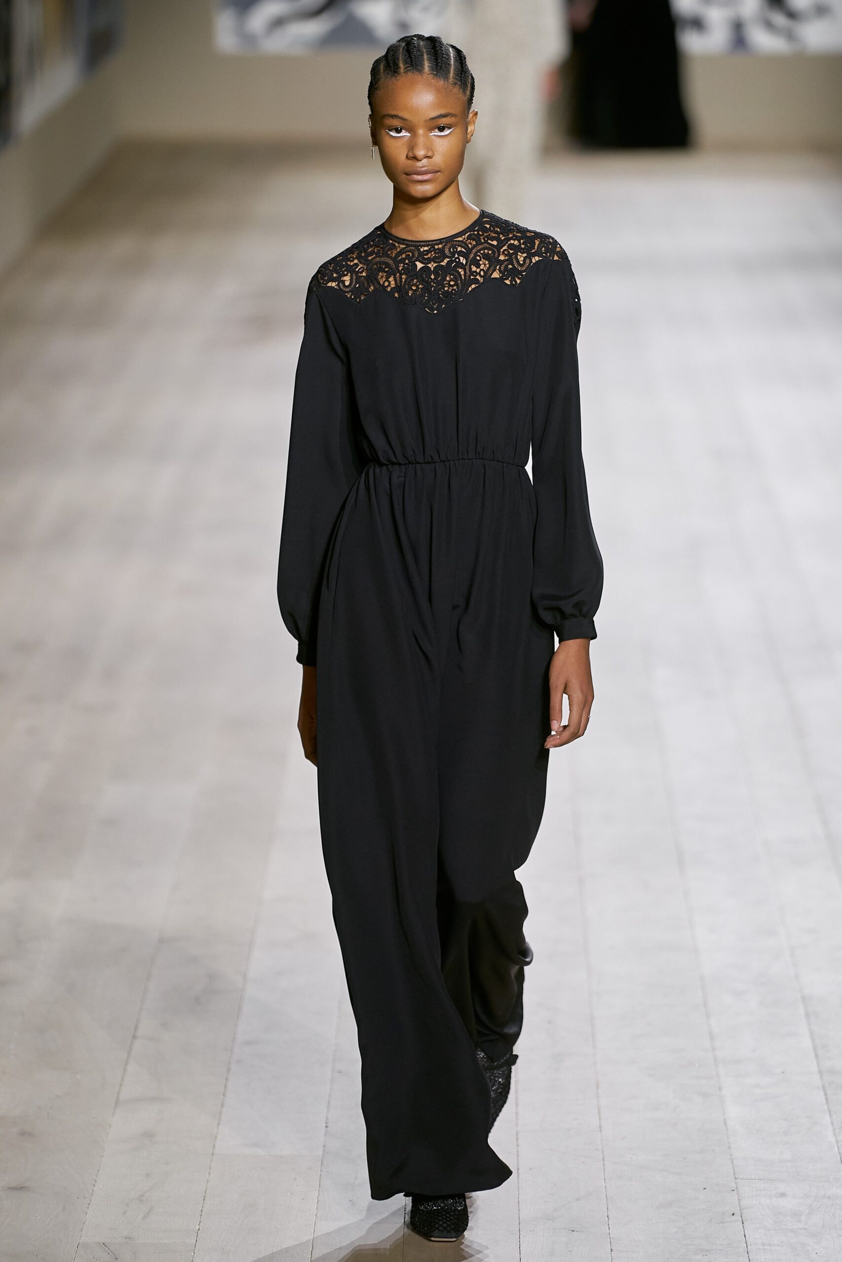 Christian Dior S/S 22 Couture Look 892