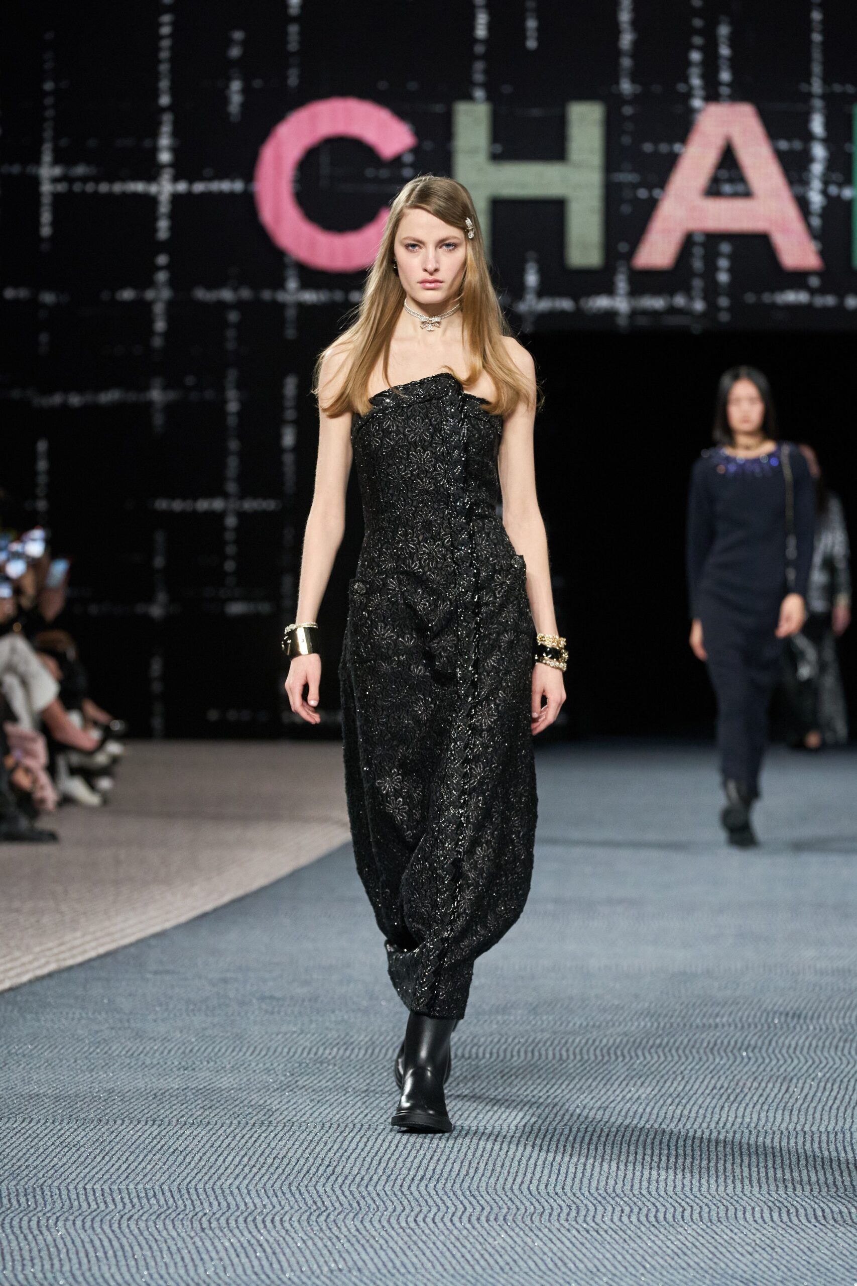 Chanel F/W 22 Look 786