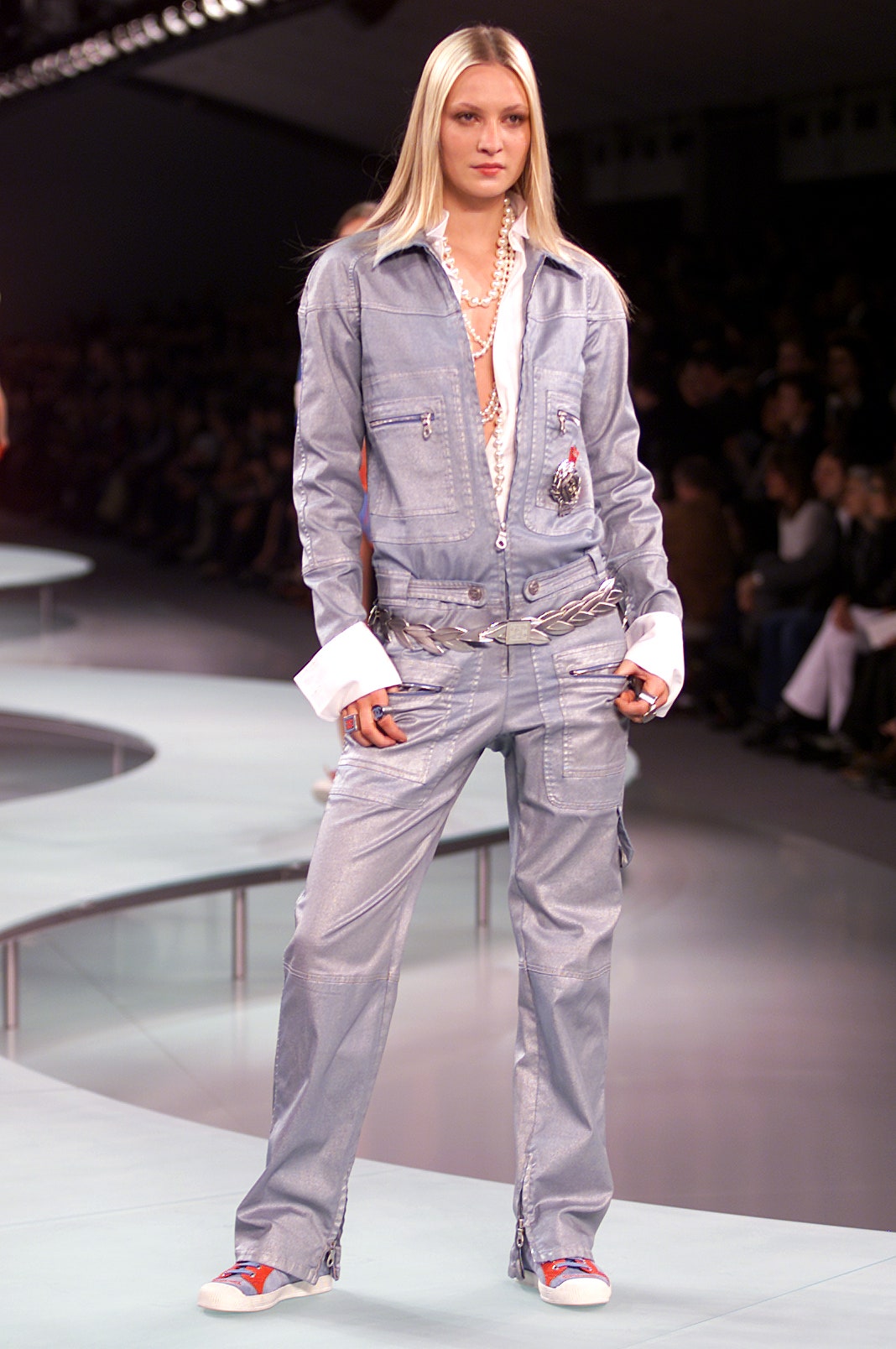 Chanel S/S 02 Look 31