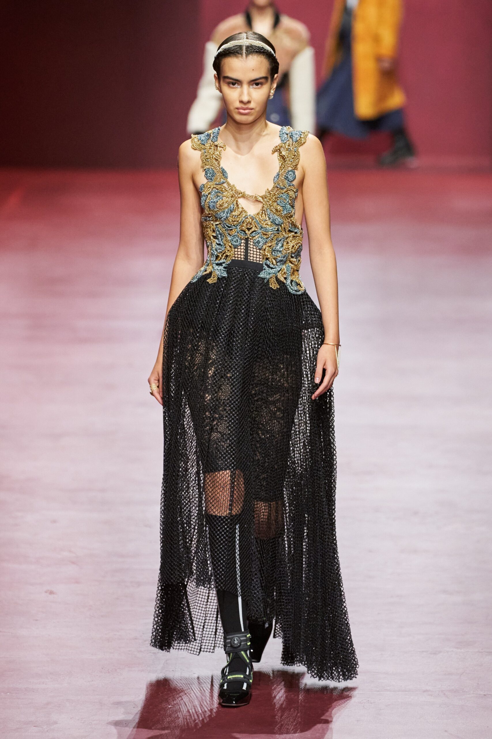 Christian Dior F/W 22 Look 802