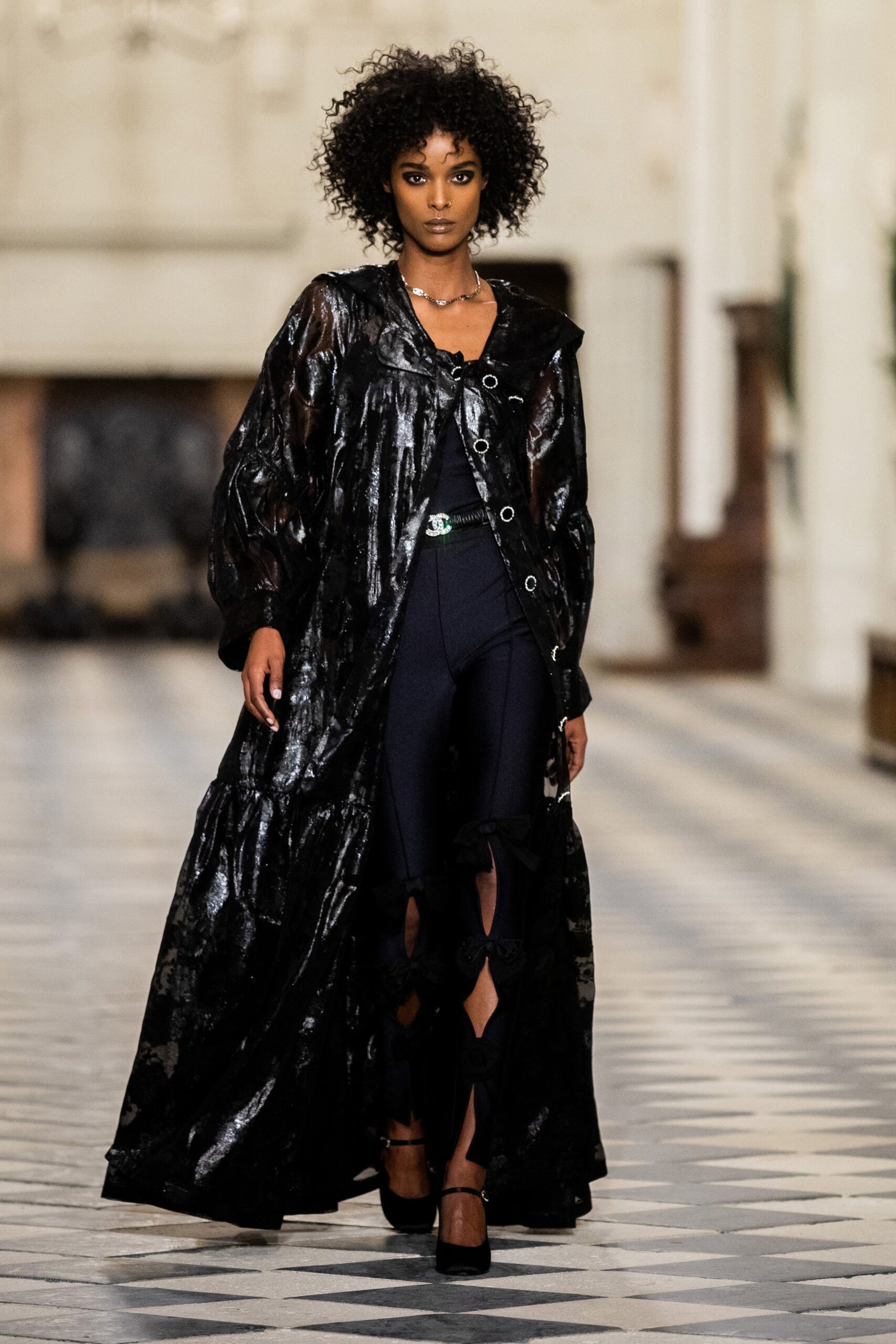 Chanel F/W 21 Look 893