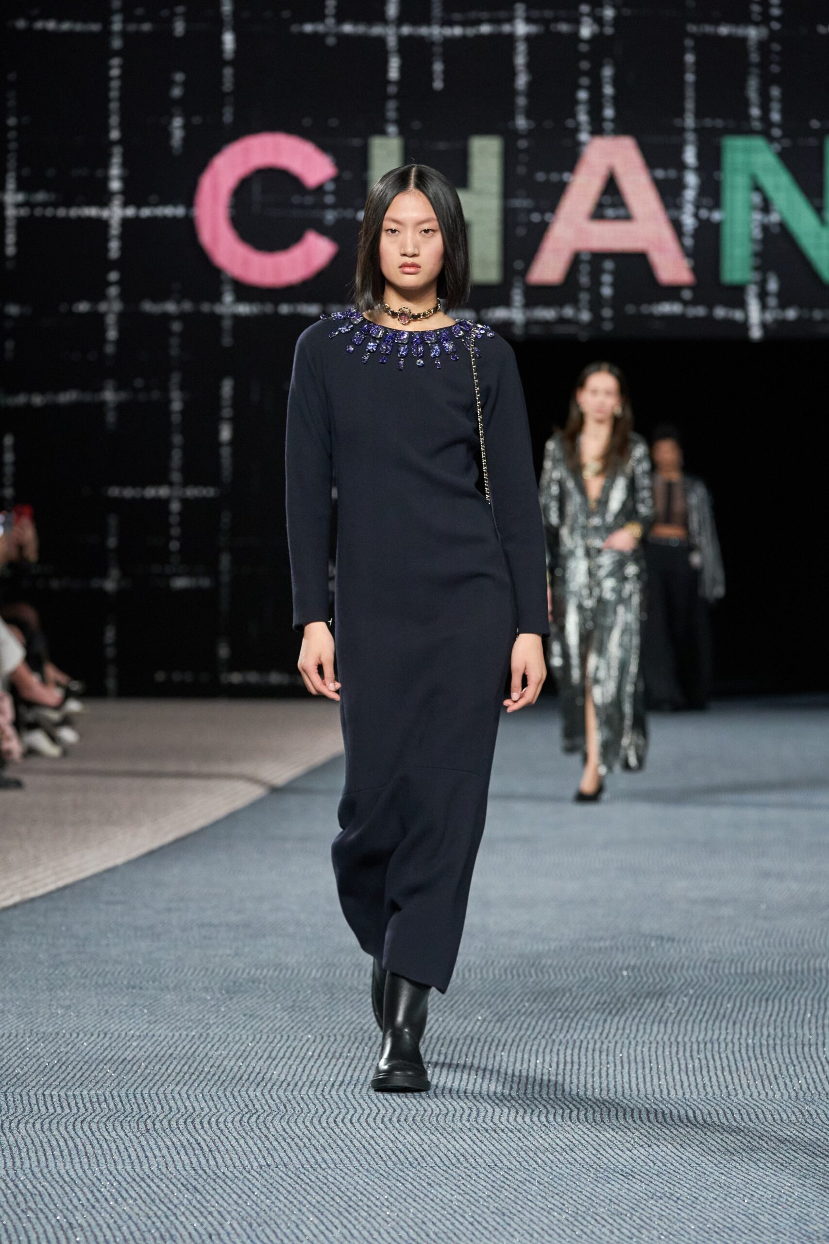 Chanel F/W 22 Look 806