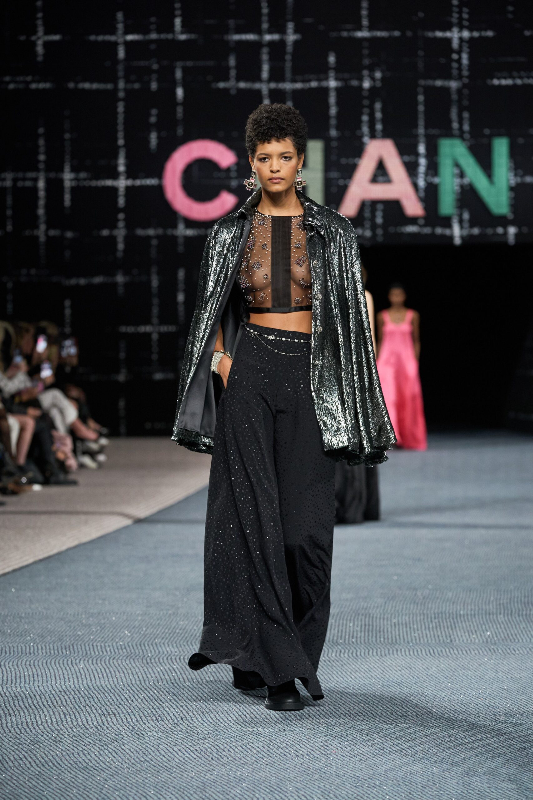 Chanel F/W 22 Look 823