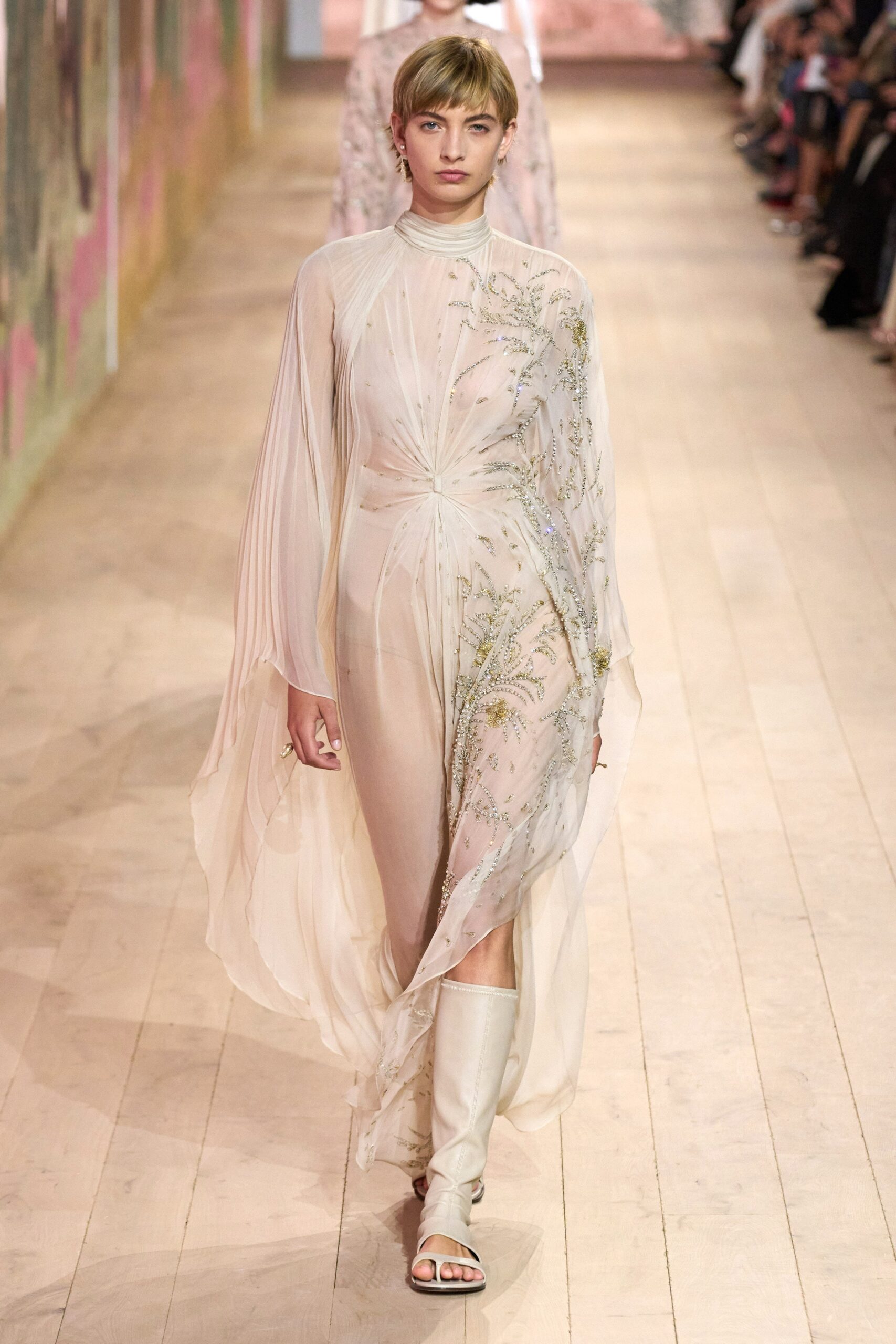 Christian Dior F/W 23 Couture Look 820