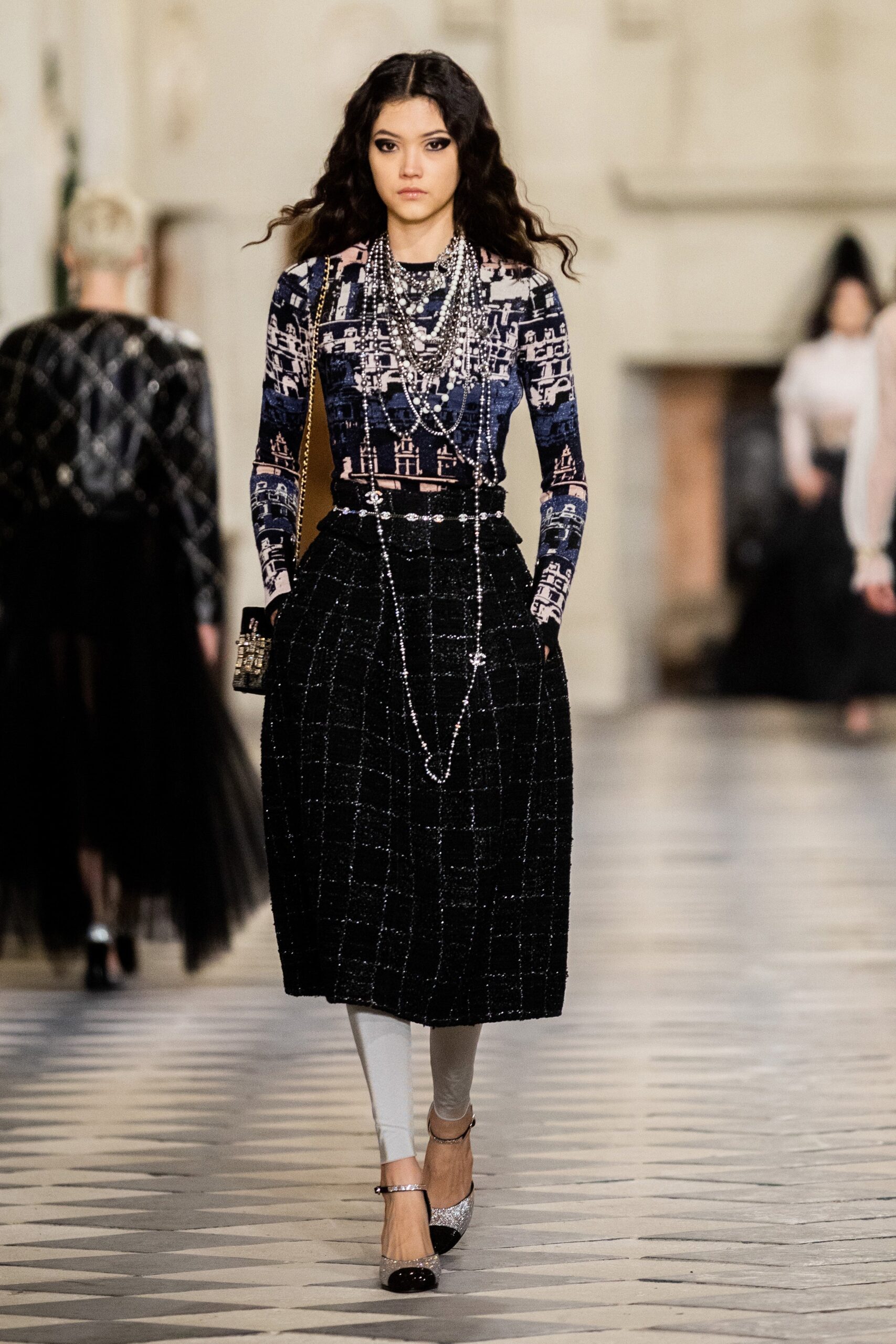 Chanel F/W 21 Look 932