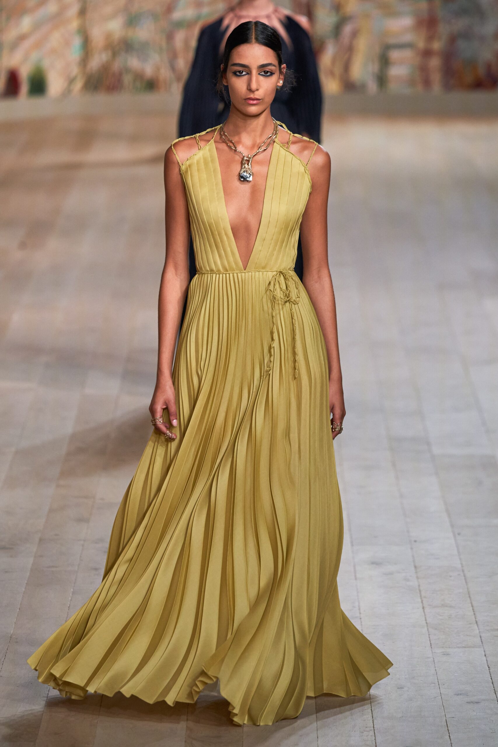 Christian Dior F/W 21 Couture Look 996