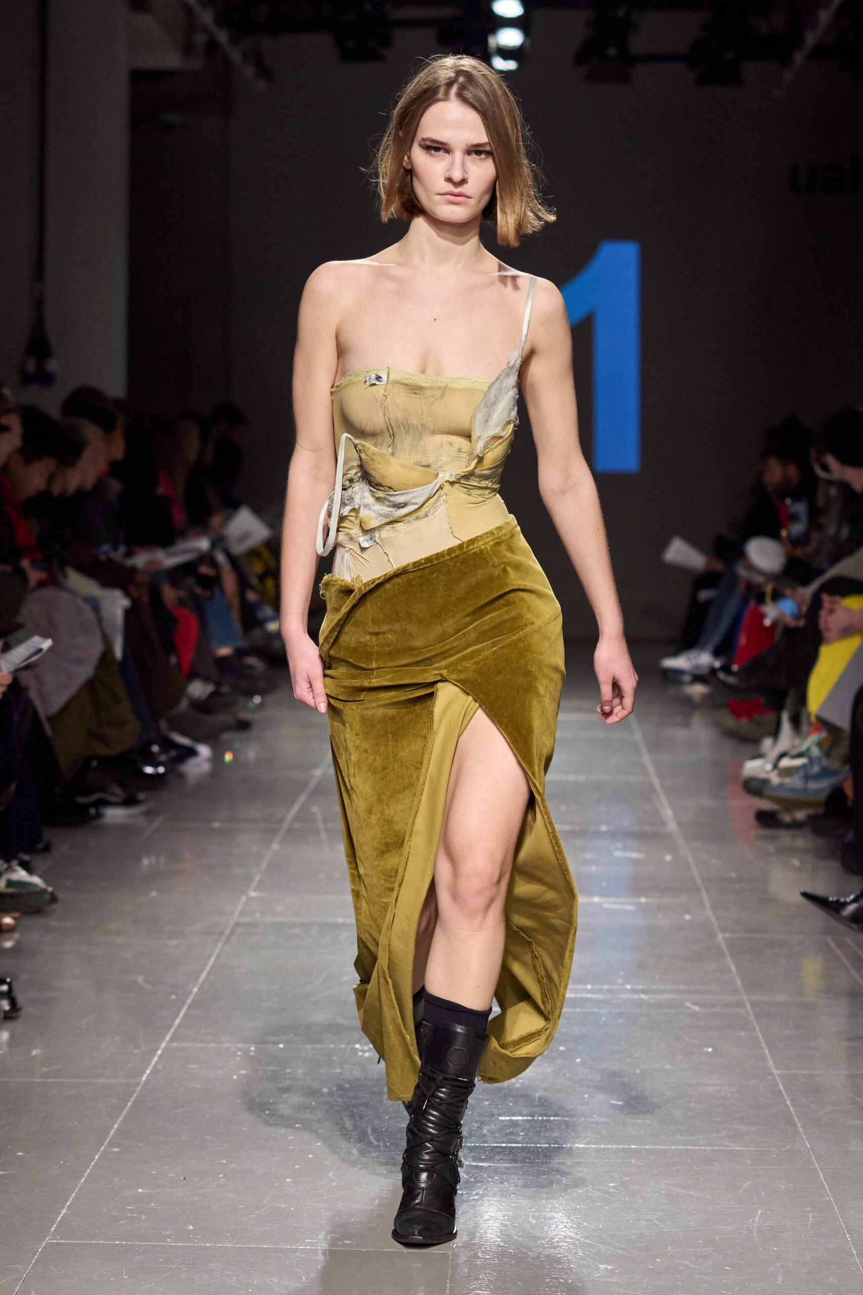 Central Saint Martins F/W 23 Look 65