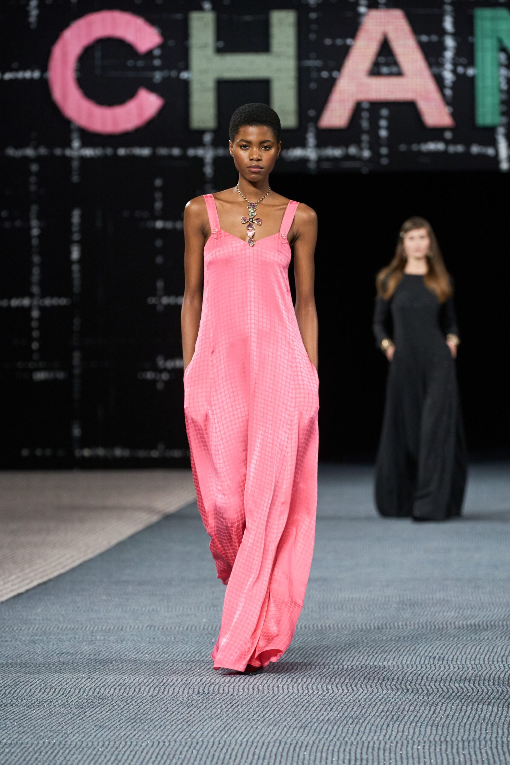 Chanel F/W 22 Look 859