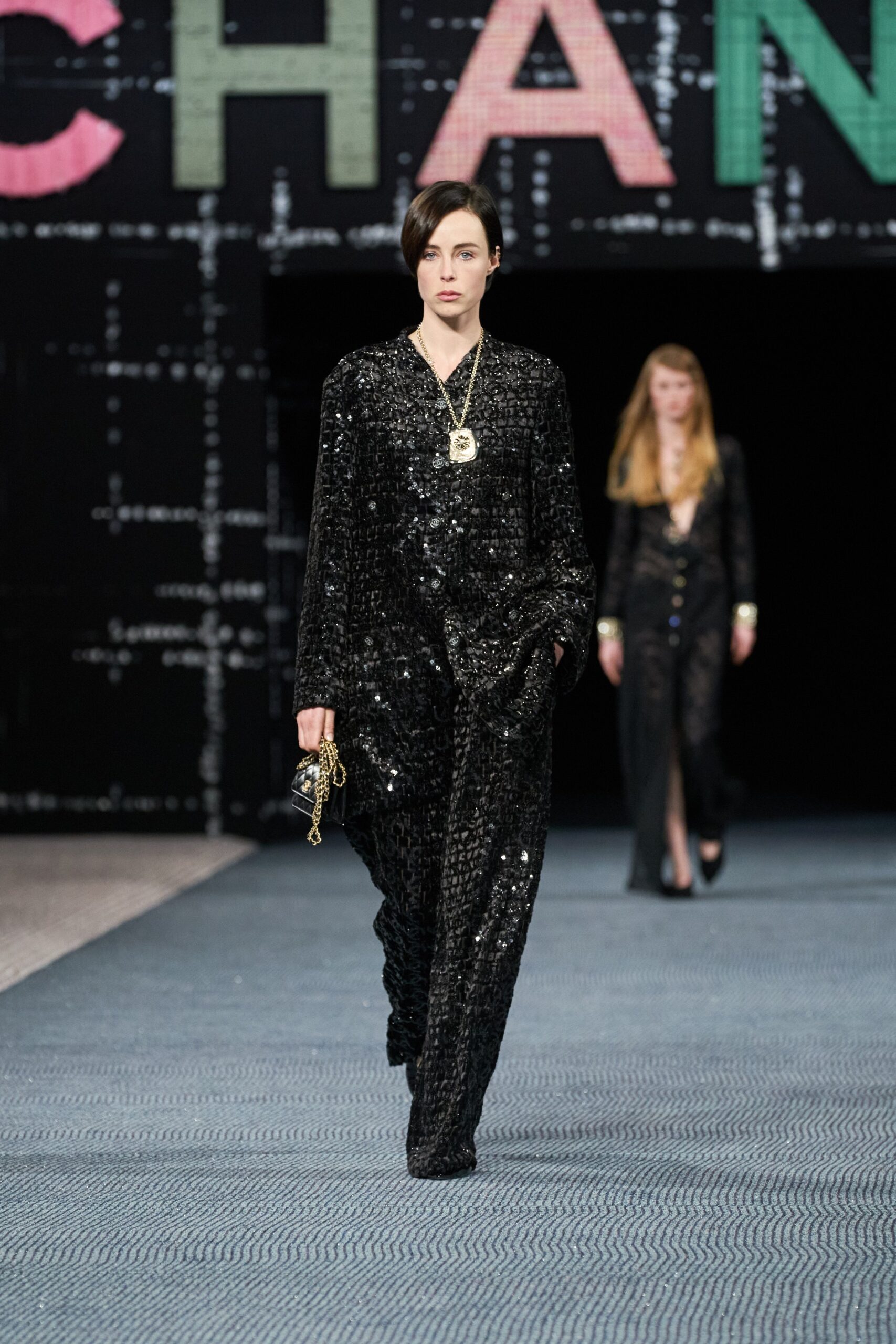 Chanel F/W 22 Look 898