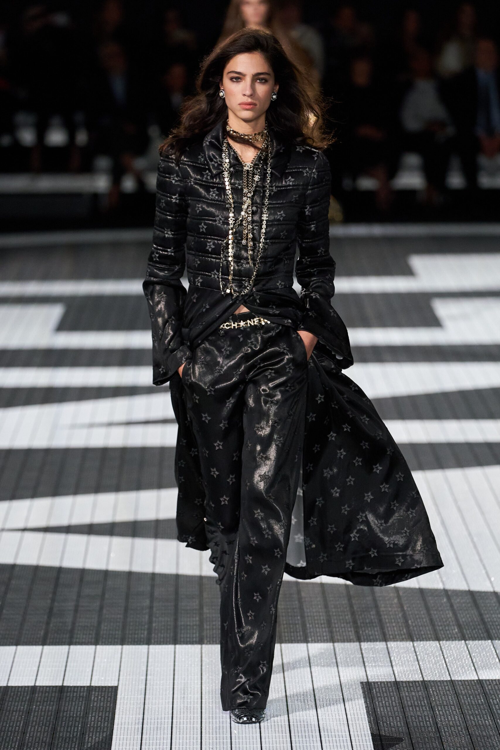 Chanel Resort 24 Look 825