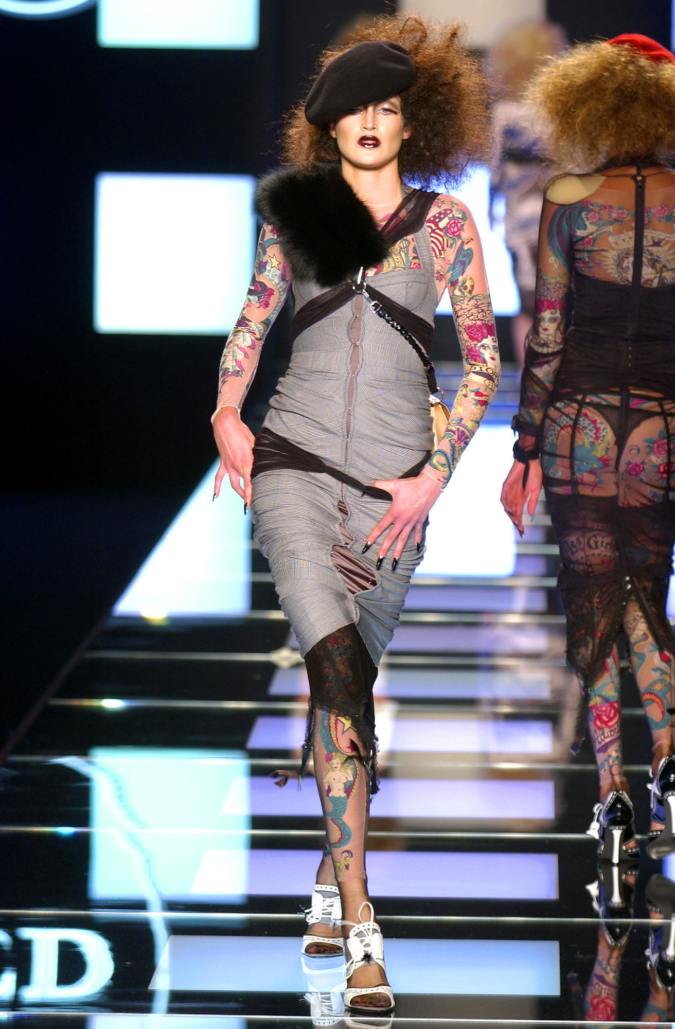 Christian Dior S/S 04 Look 39