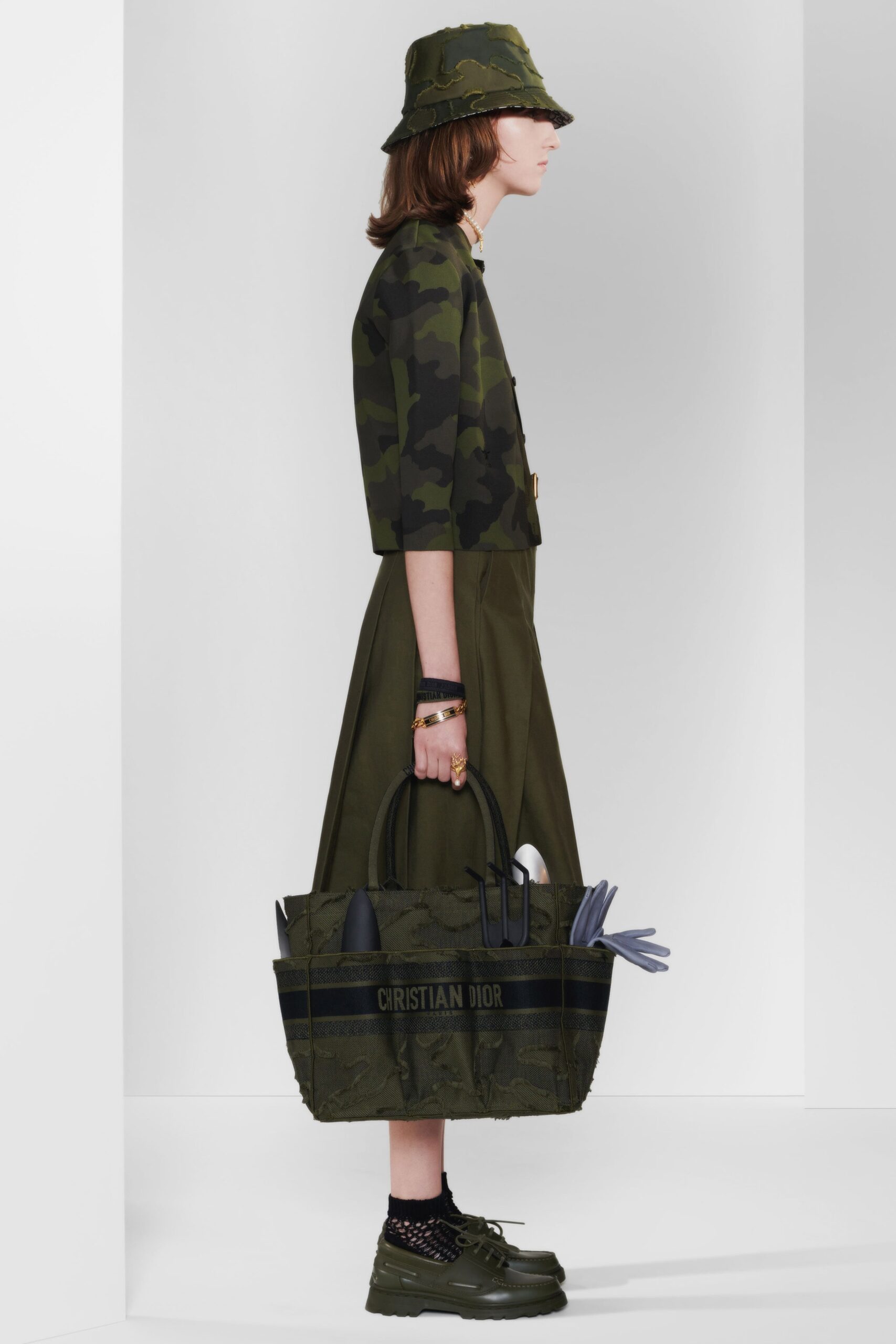 Christian Dior F/W 20 Look 1076