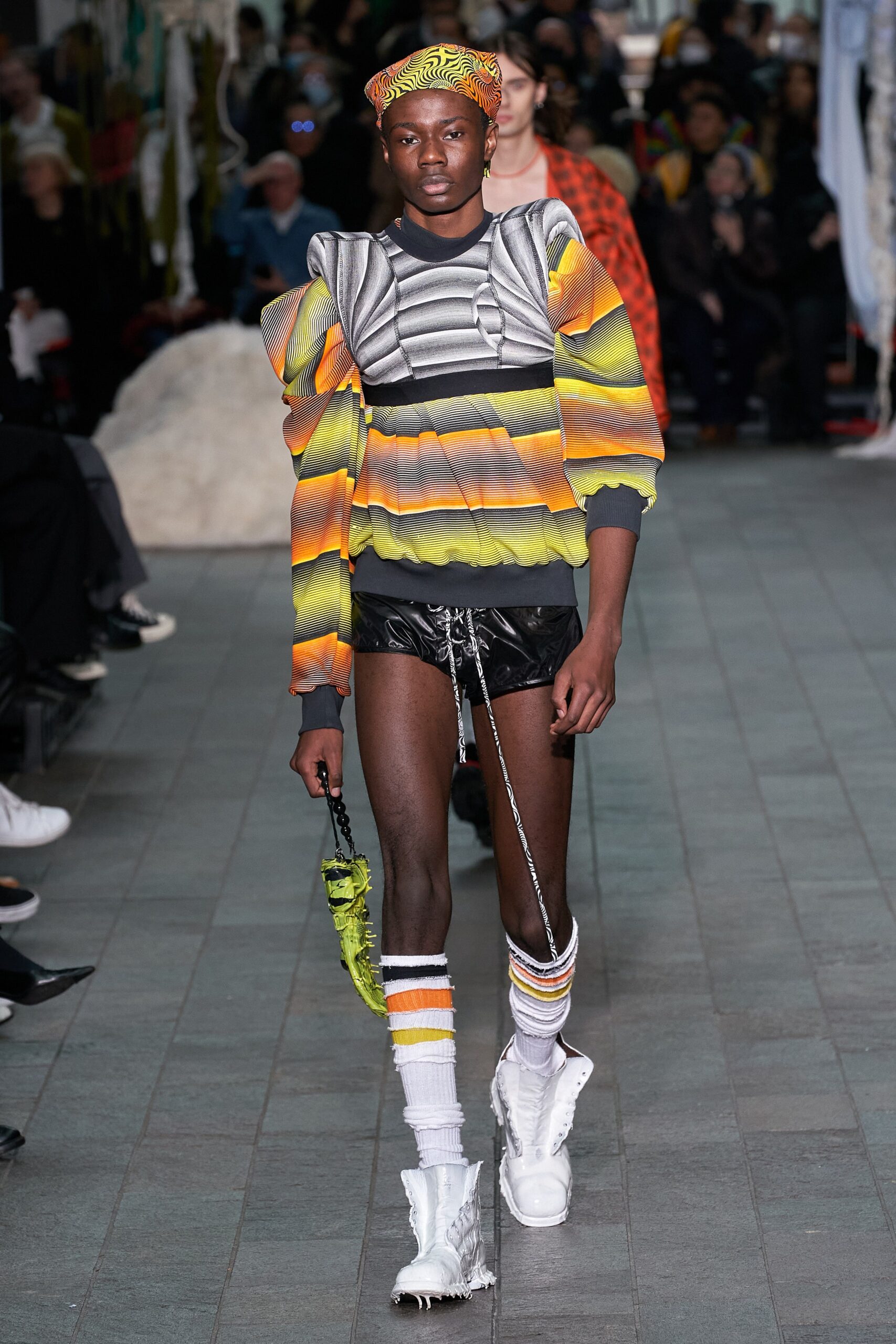Central Saint Martins F/W 22 Look 85