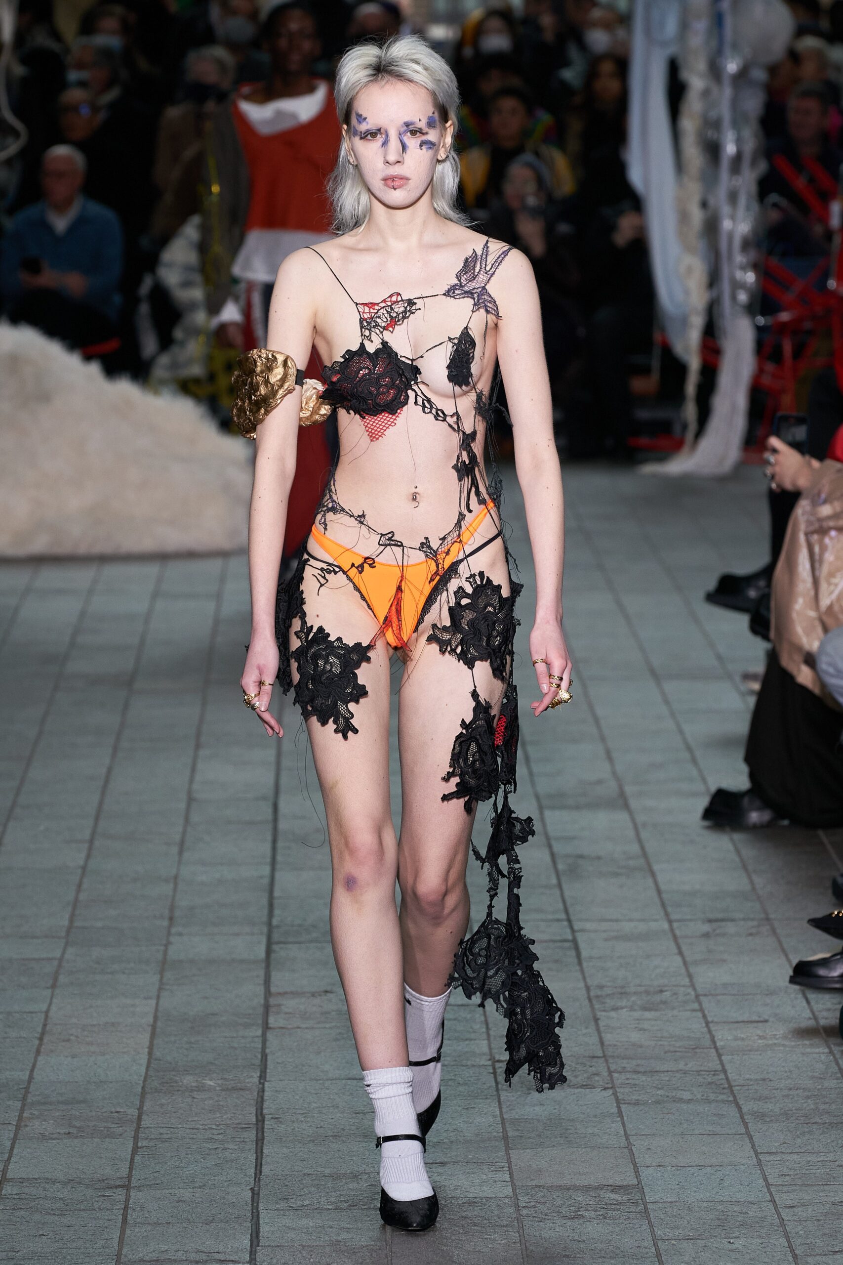 Central Saint Martins F/W 22 Look 95