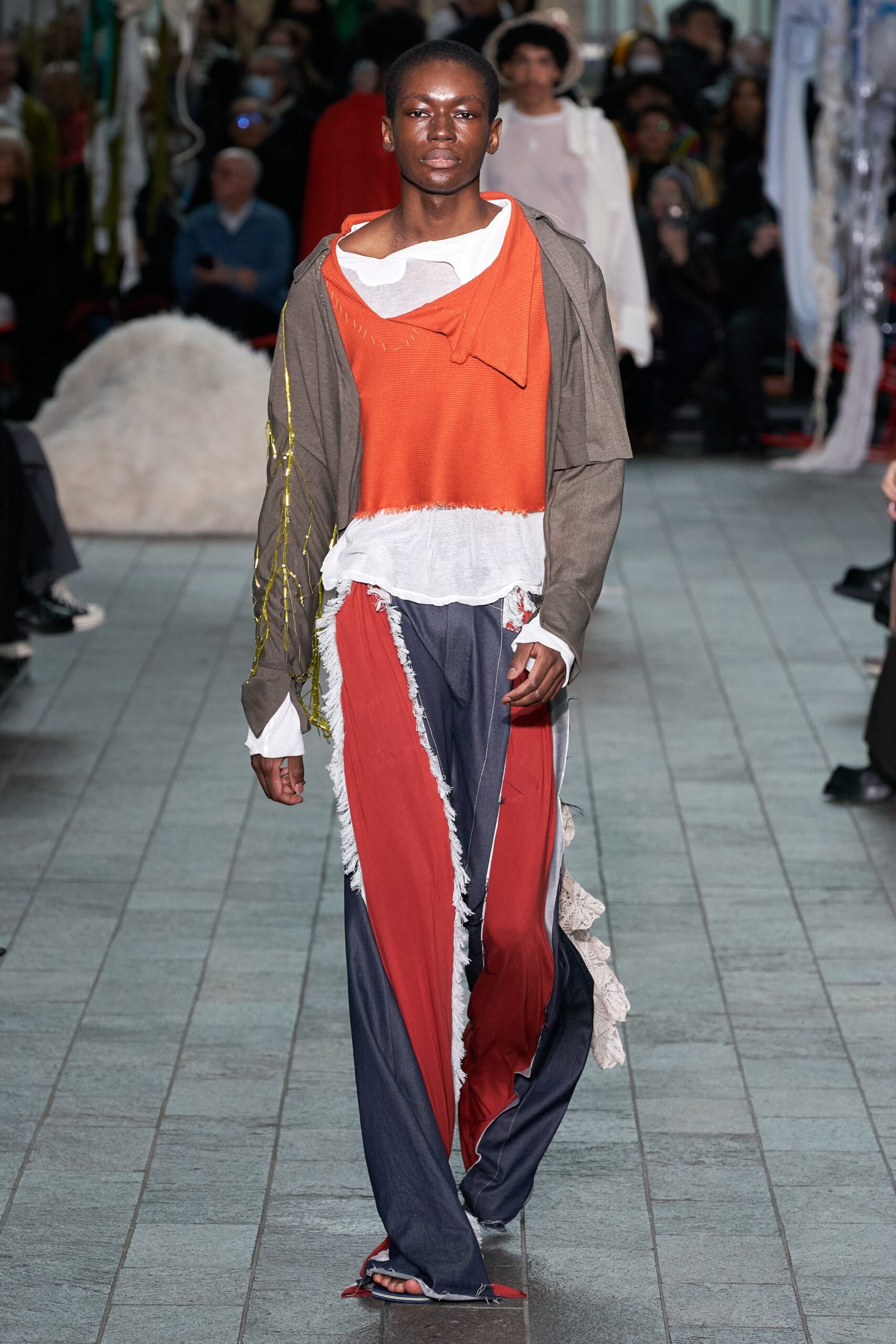 Central Saint Martins F/W 22 Look 96
