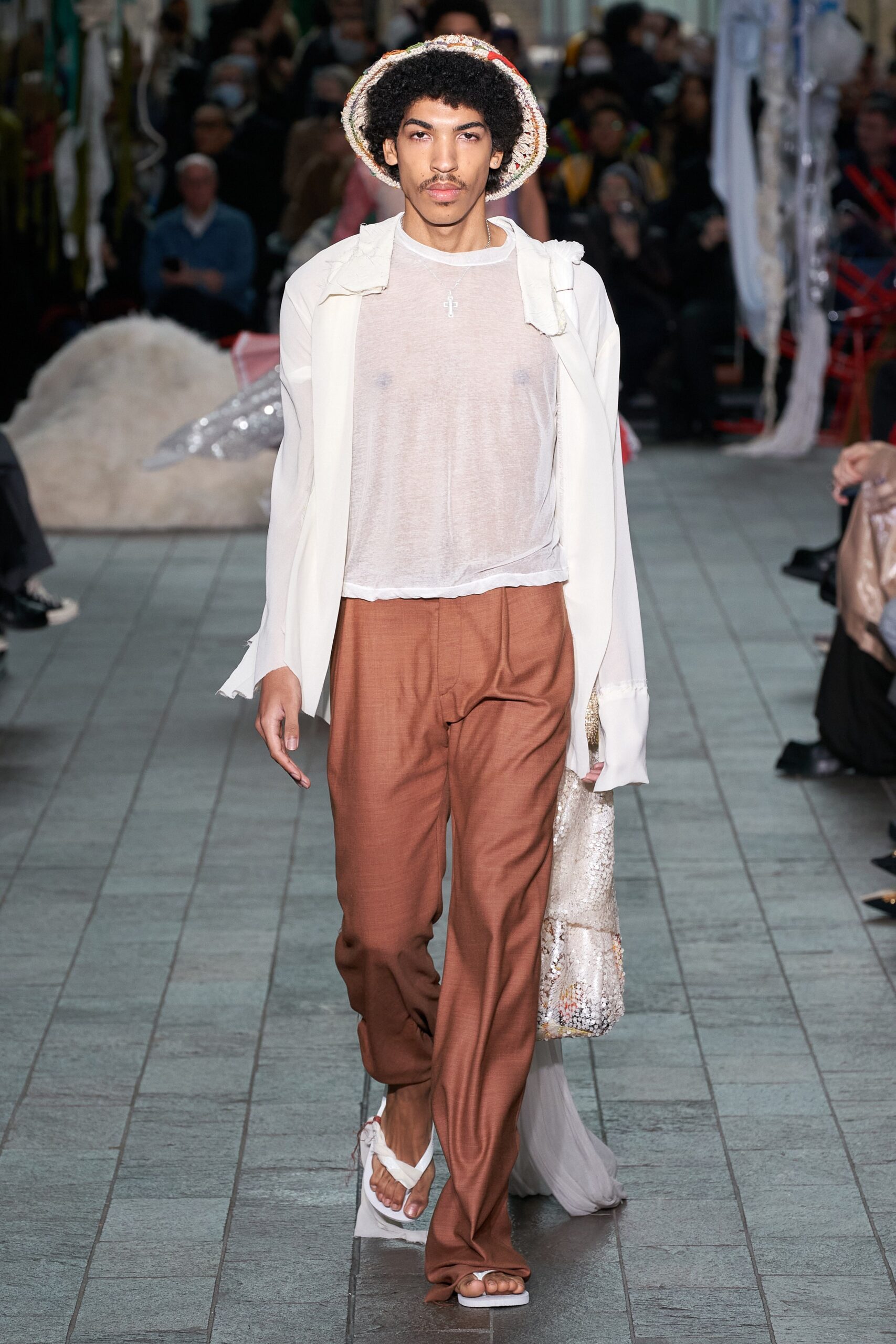 Central Saint Martins F/W 22 Look 97