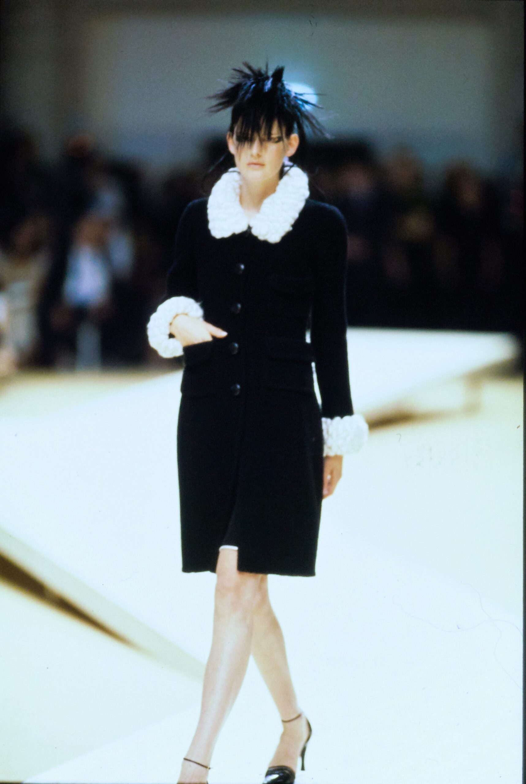 Chanel F/W 99 Couture Look 5