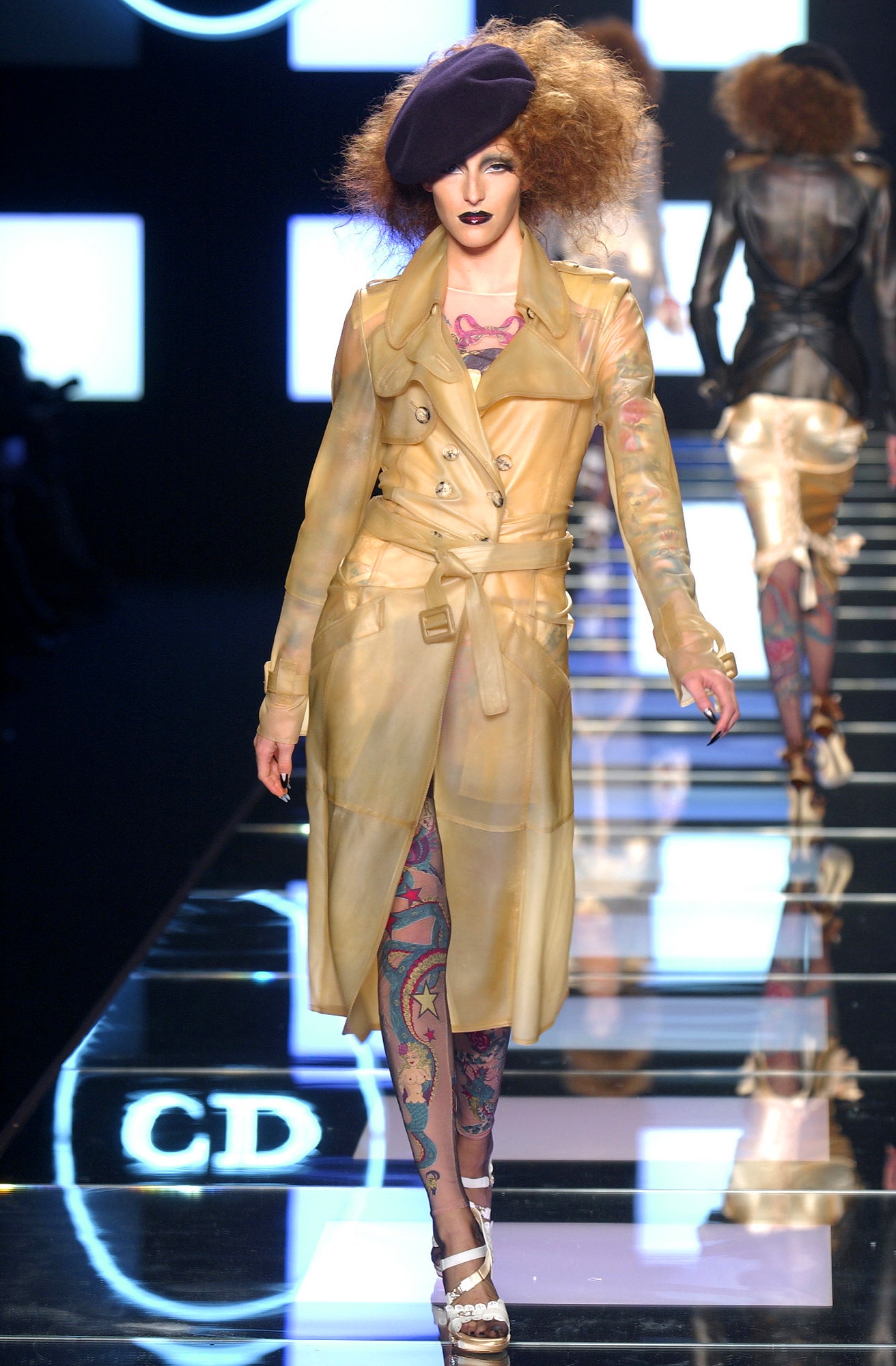 Christian Dior S/S 04 Look 60