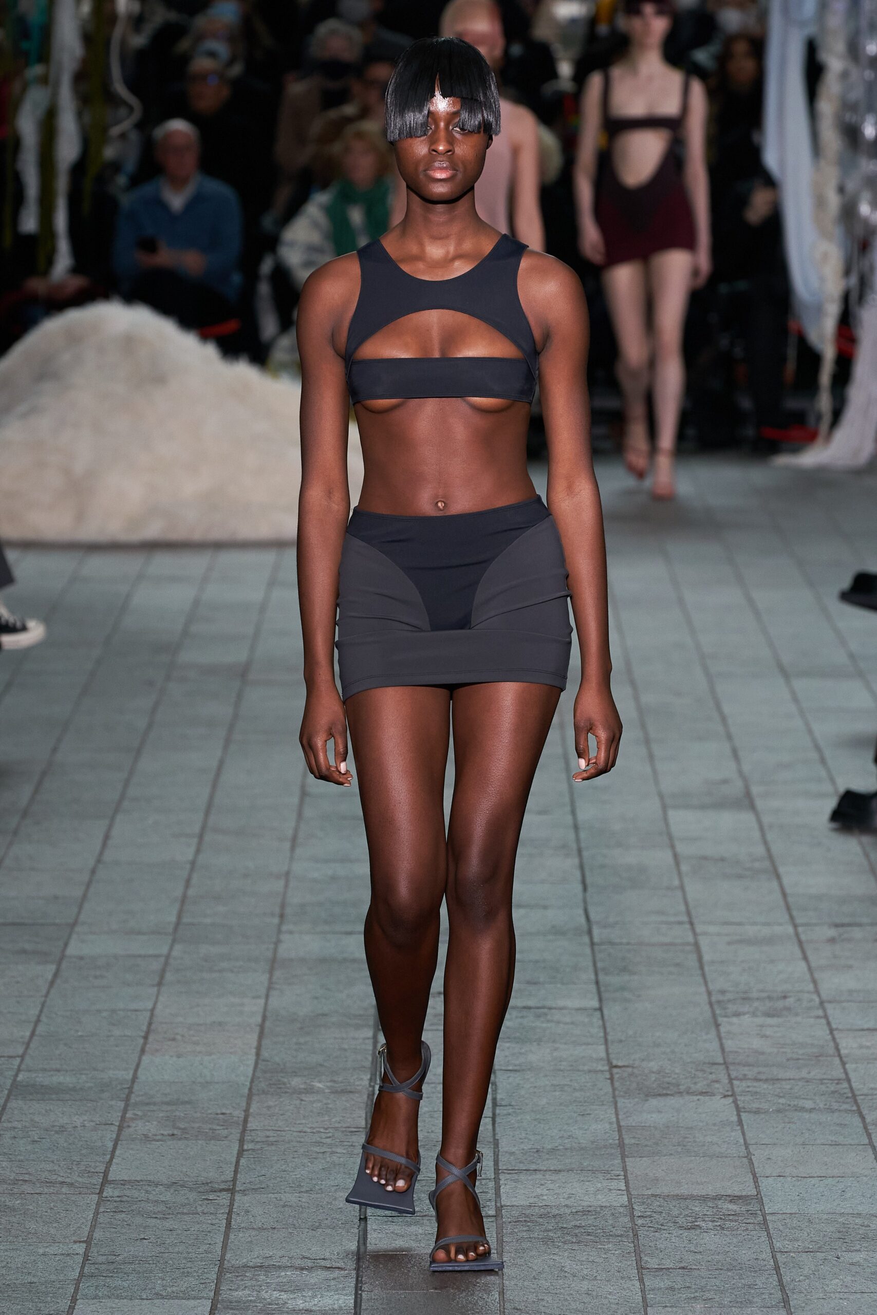 Central Saint Martins F/W 22 Look 106