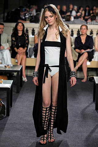Chanel Resort 07 Look 64