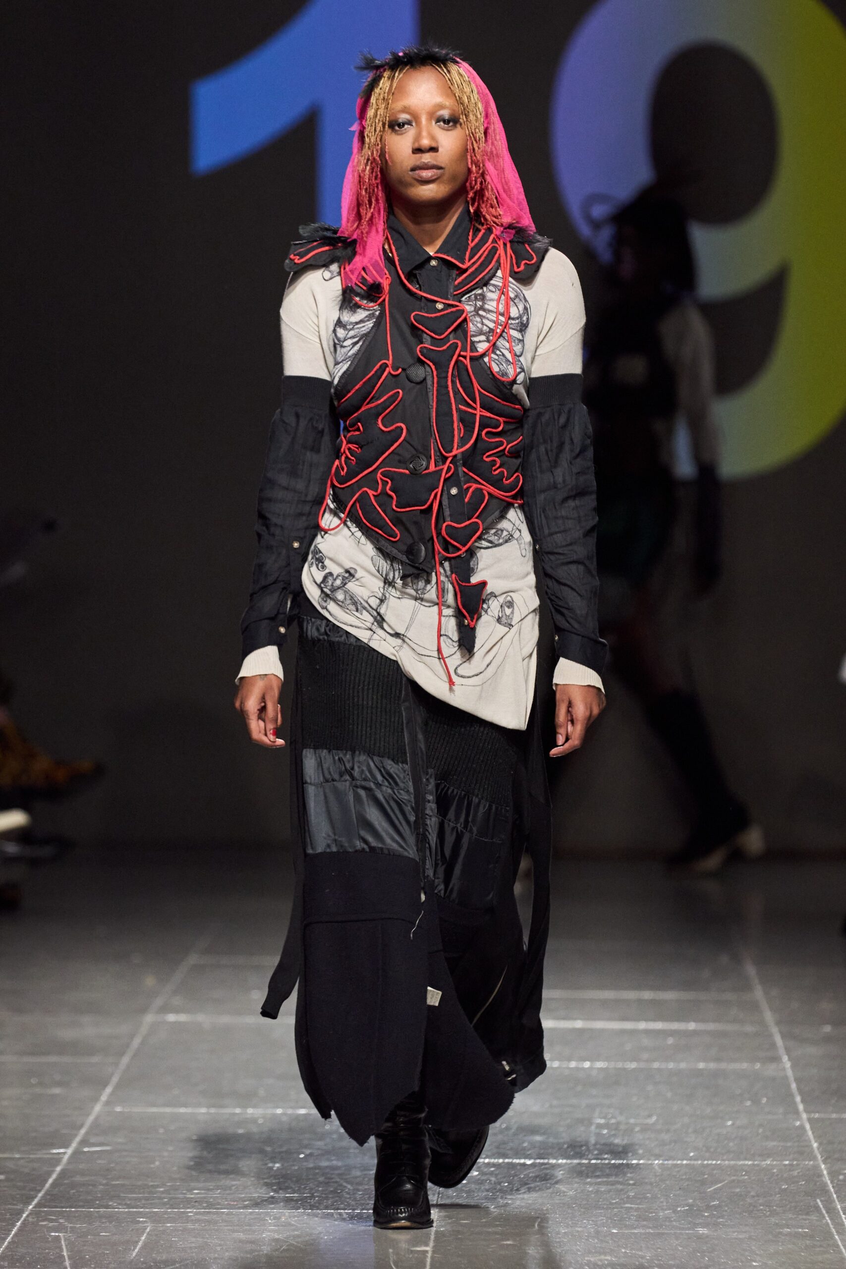 Central Saint Martins F/W 23 Look 110