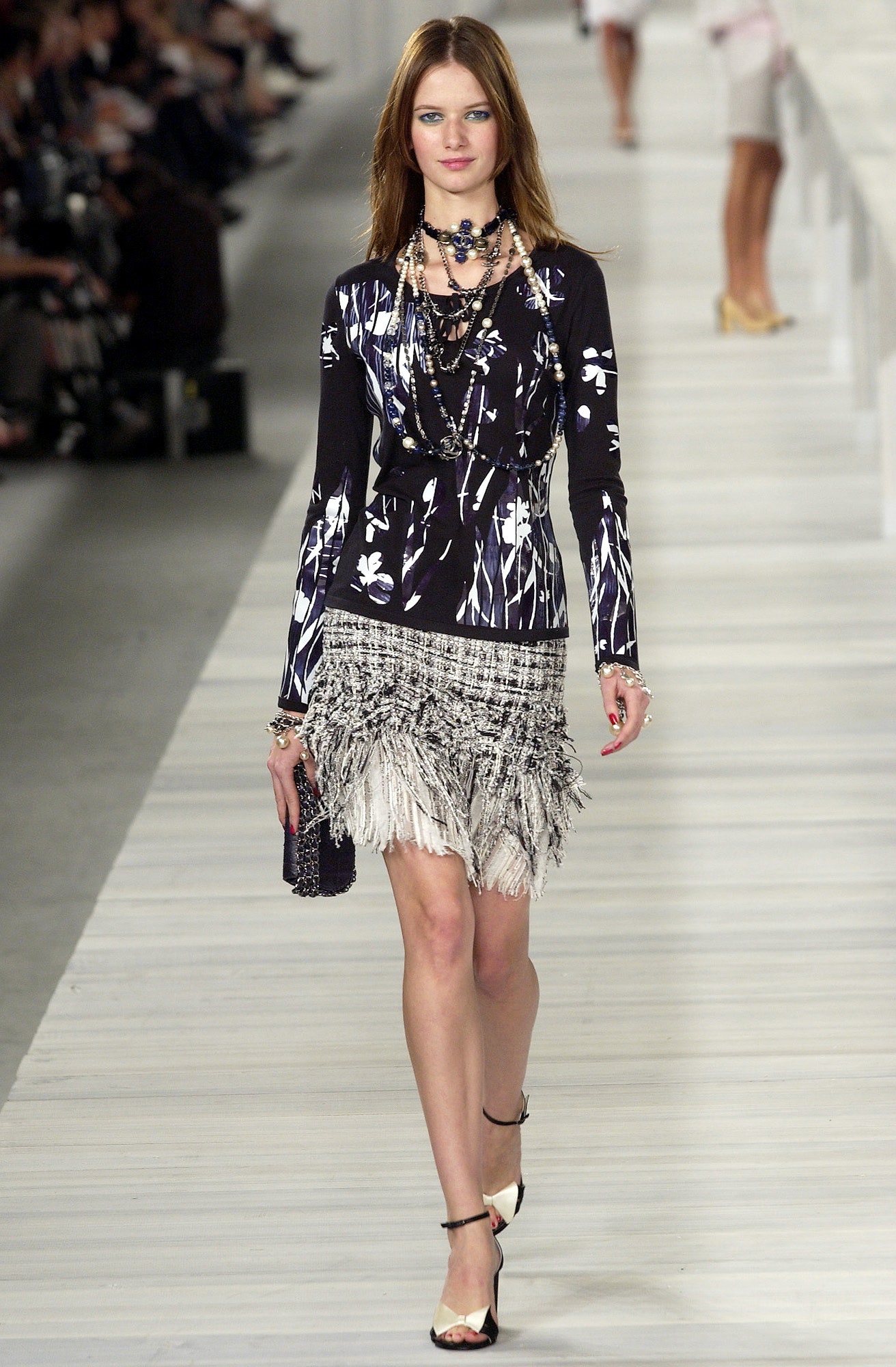 Chanel S/S 04 Look 57