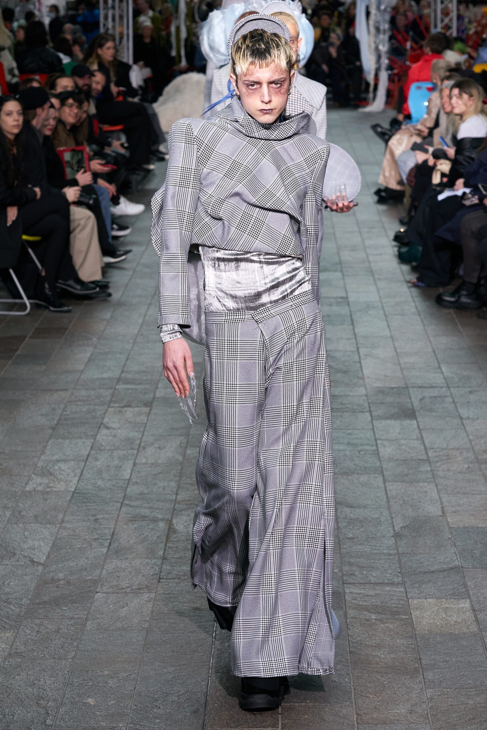 Central Saint Martins F/W 22 Look 121
