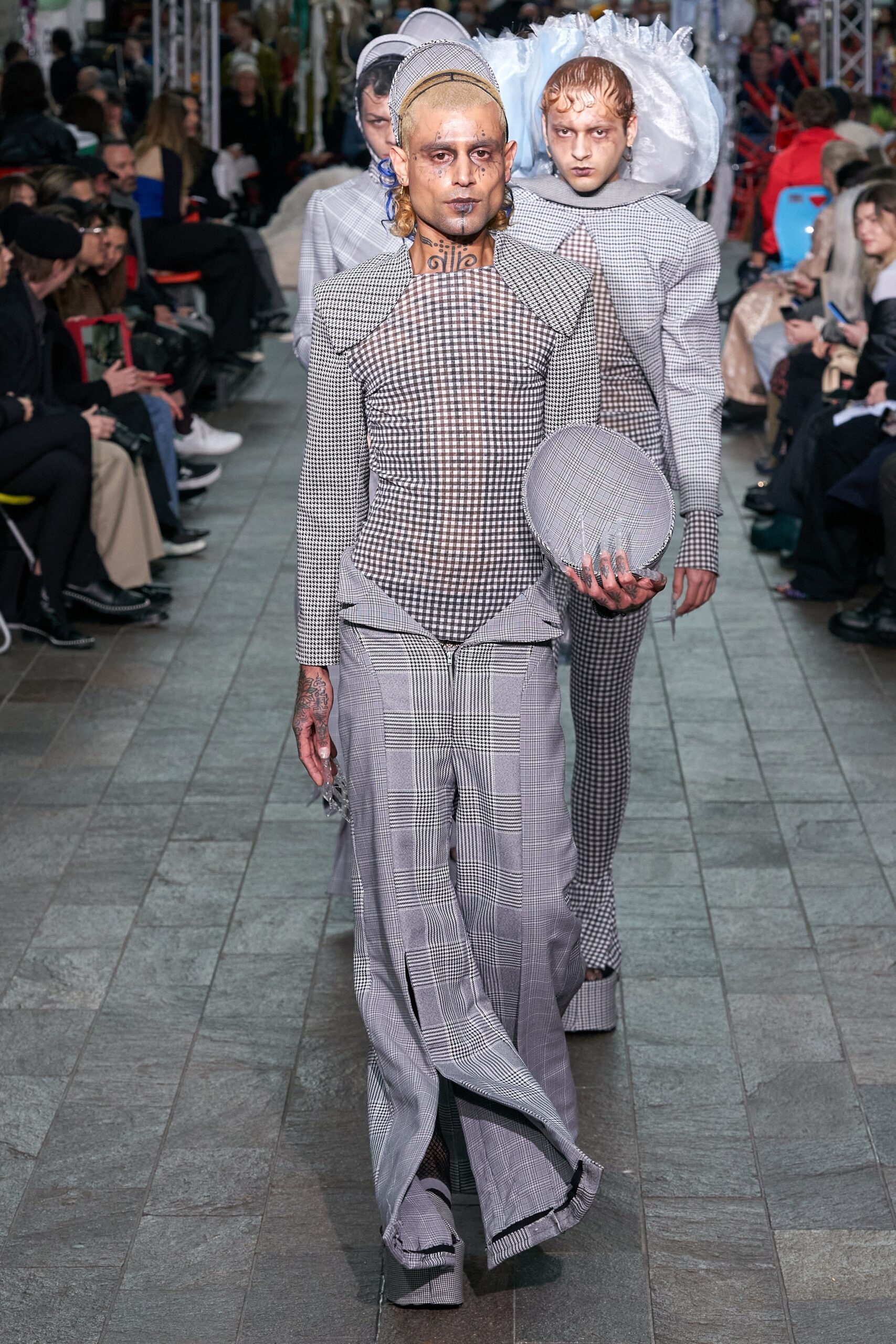 Central Saint Martins F/W 22 Look 122