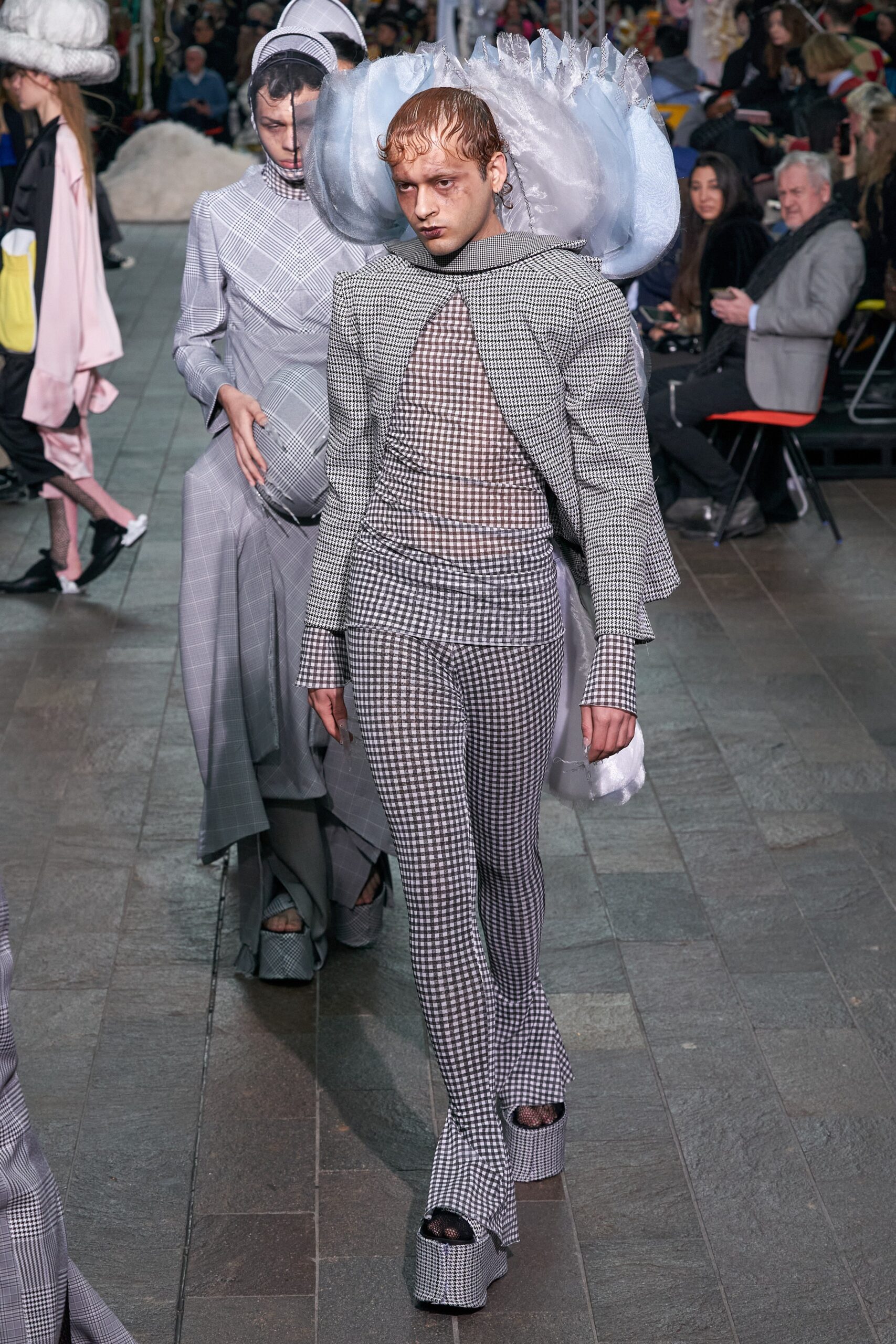 Central Saint Martins F/W 22 Look 123