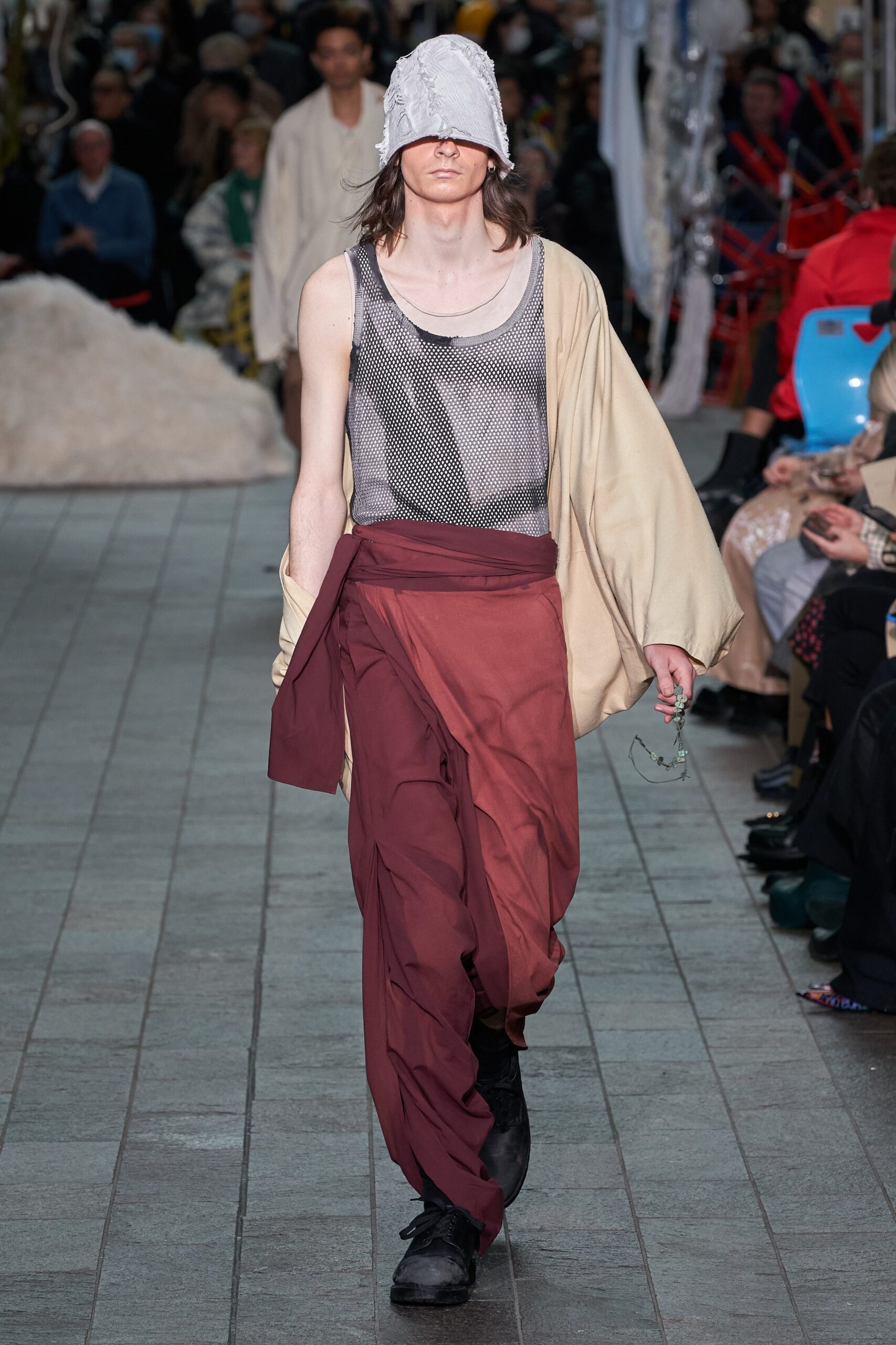 Central Saint Martins F/W 22 Look 139