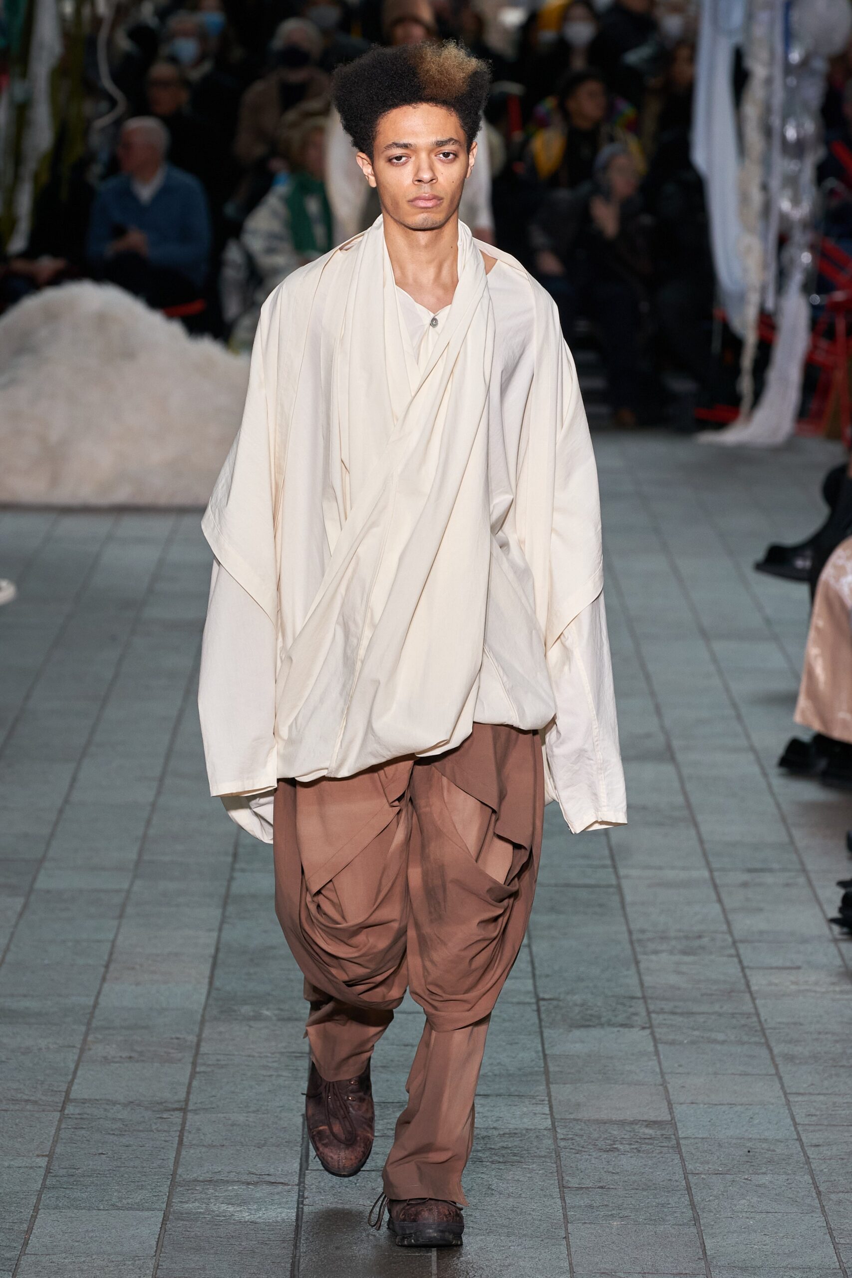 Central Saint Martins F/W 22 Look 140