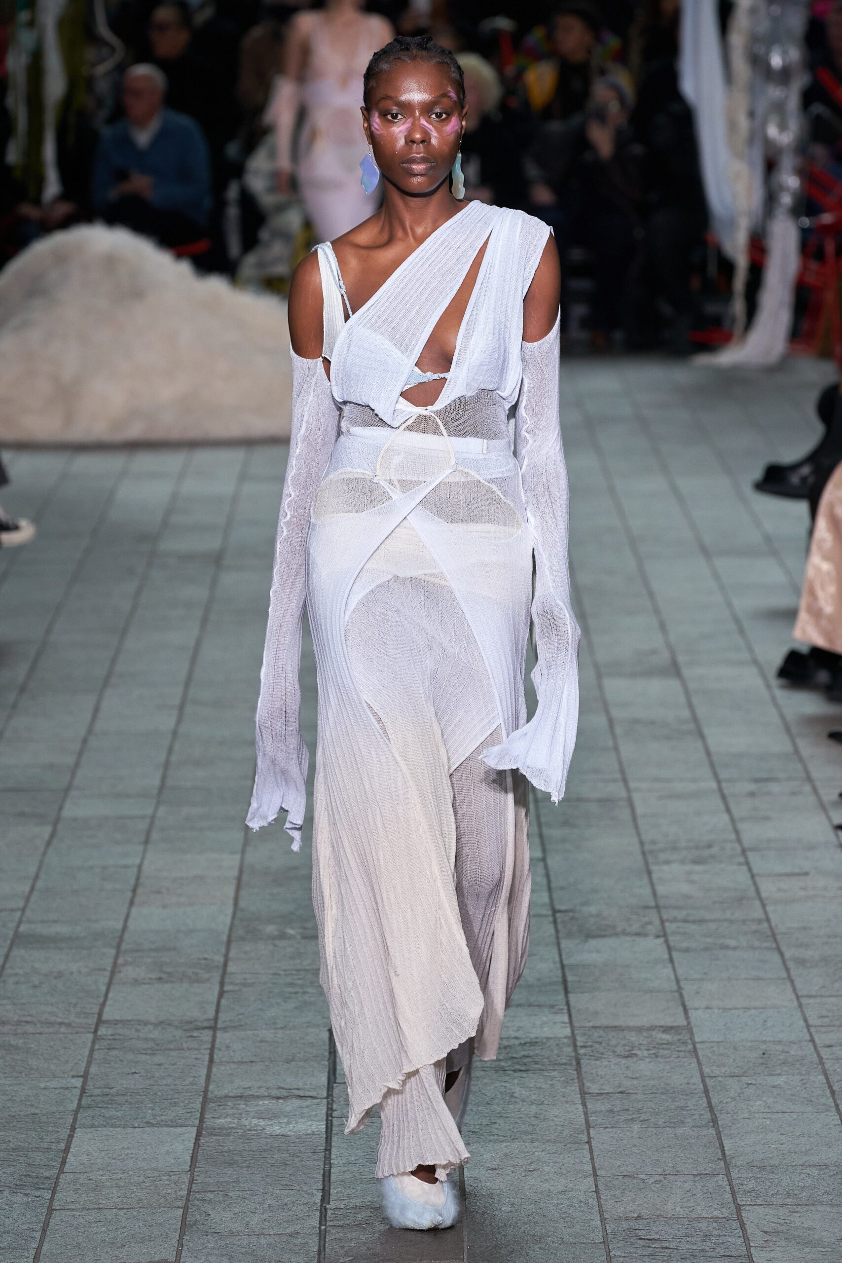 Central Saint Martins F/W 22 Look 151